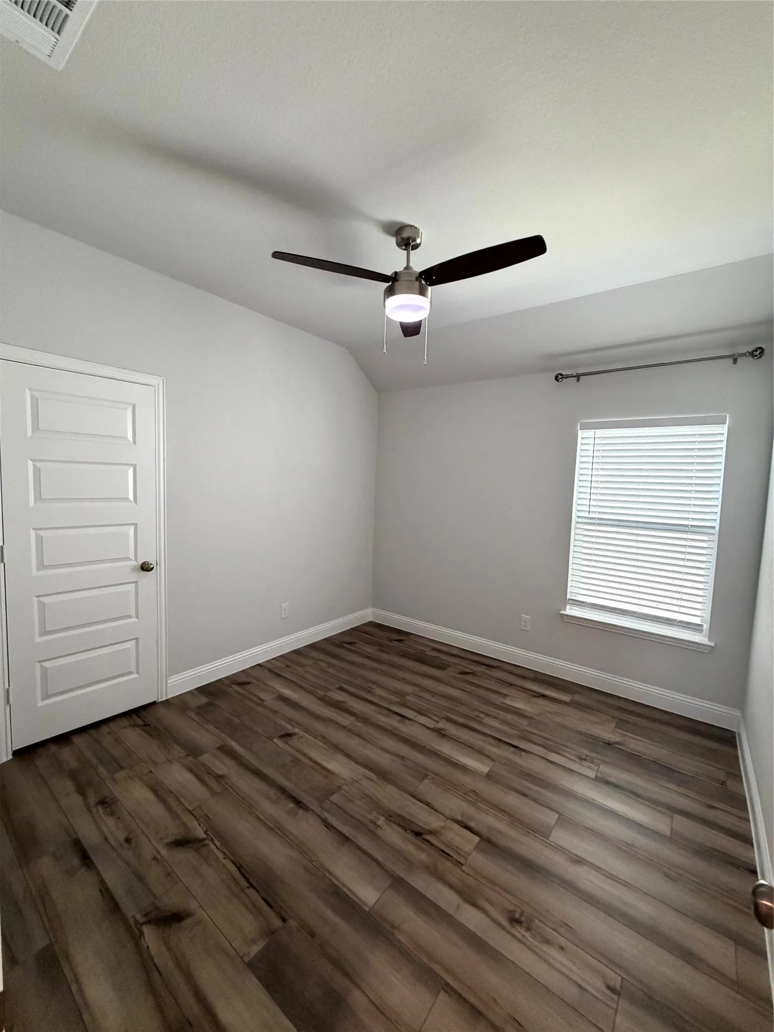 Single Family Residence For Rent in Rockwall County , 252 Fire Rock Drive, Royse City, Texas 75189, 4 Bedroom, 2 Bathroom, 2 Garage spaces, 1,906 Sqft, built in 2023, mls#21344804, Real Estate Agent in Royse City, Homes For Rent in Rockwall county, Homes For Rent in Royse City, Realtor in Royse City Texas, Real Estate Brokerage Independent Realty Texas, Luminita Cordes Realtor