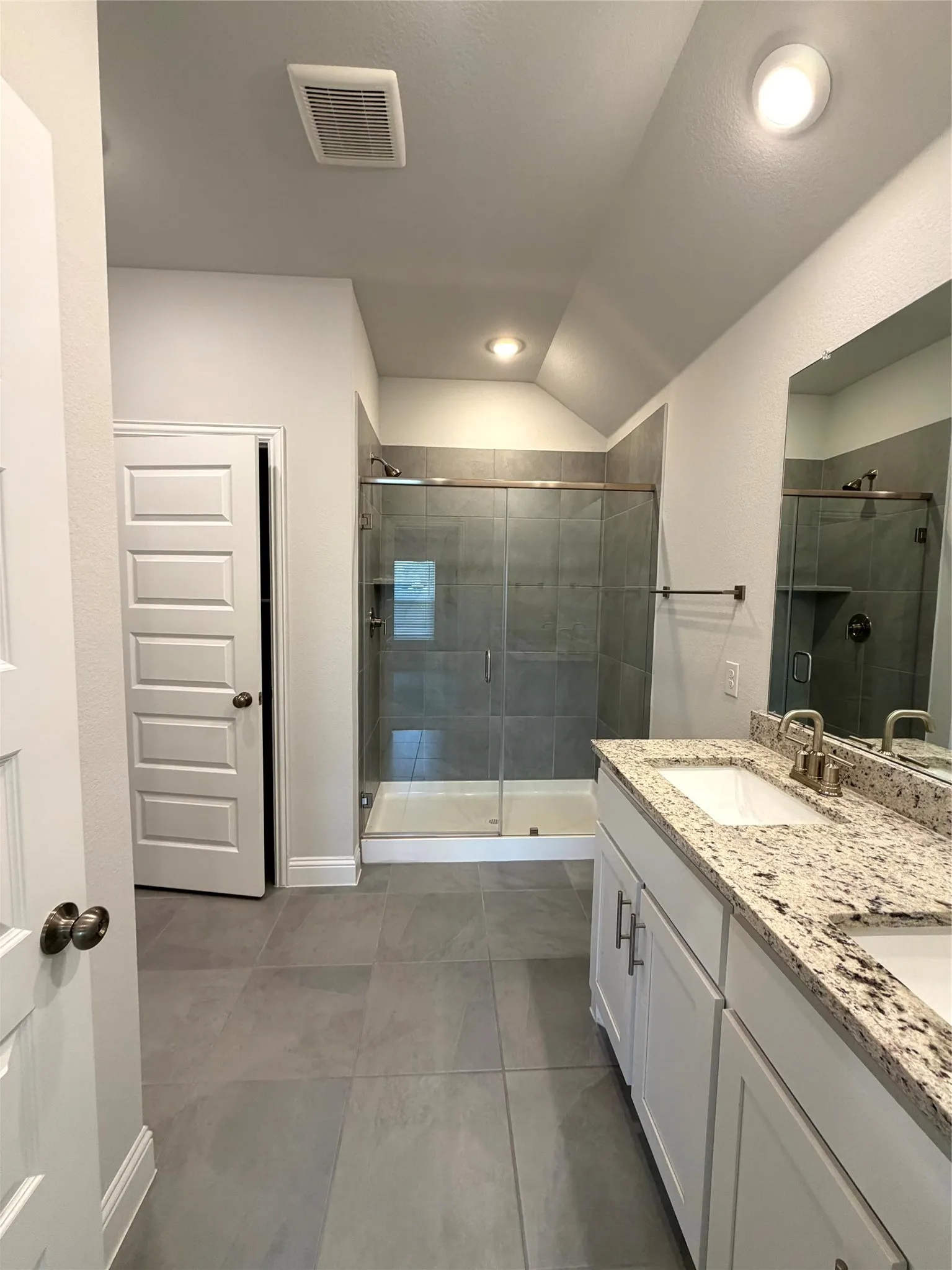 Single Family Residence For Rent in Rockwall County , 252 Fire Rock Drive, Royse City, Texas 75189, 4 Bedroom, 2 Bathroom, 2 Garage spaces, 1,906 Sqft, built in 2023, mls#21344804, Real Estate Agent in Royse City, Homes For Rent in Rockwall county, Homes For Rent in Royse City, Realtor in Royse City Texas, Real Estate Brokerage Independent Realty Texas, Luminita Cordes Realtor
