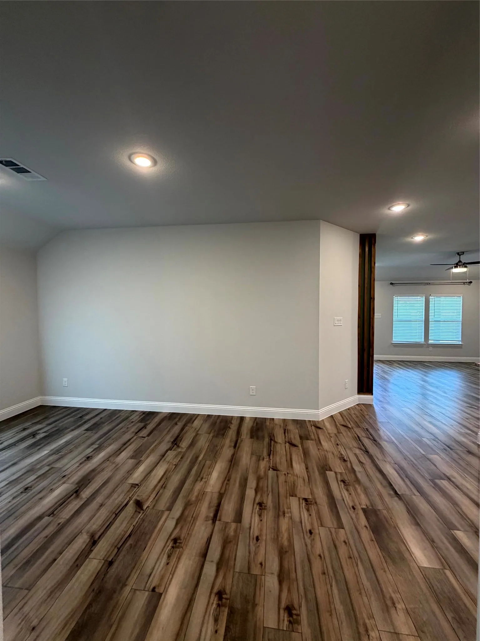 Single Family Residence For Rent in Rockwall County , 252 Fire Rock Drive, Royse City, Texas 75189, 4 Bedroom, 2 Bathroom, 2 Garage spaces, 1,906 Sqft, built in 2023, mls#21344804, Real Estate Agent in Royse City, Homes For Rent in Rockwall county, Homes For Rent in Royse City, Realtor in Royse City Texas, Real Estate Brokerage Independent Realty Texas, Luminita Cordes Realtor