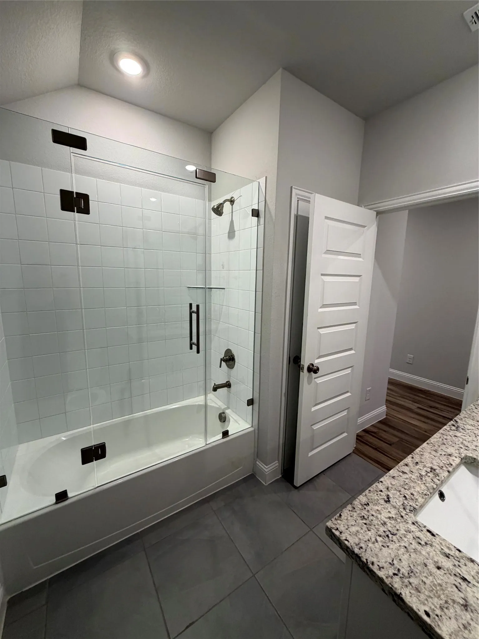 Single Family Residence For Rent in Rockwall County , 252 Fire Rock Drive, Royse City, Texas 75189, 4 Bedroom, 2 Bathroom, 2 Garage spaces, 1,906 Sqft, built in 2023, mls#21344804, Real Estate Agent in Royse City, Homes For Rent in Rockwall county, Homes For Rent in Royse City, Realtor in Royse City Texas, Real Estate Brokerage Independent Realty Texas, Luminita Cordes Realtor