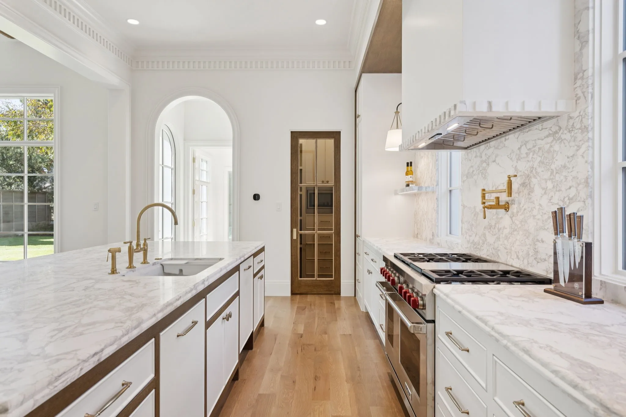 Single Family Residence For Rent in Dallas County , 9143 Bluff Hollow Court, Dallas, Texas 75220, 4 Bedrooms, 4 Bathrooms, 2 Garage spaces, 5,113 Sqft, built in 2024, Price $25,000, mls#21344806, Real Estate Agent in Dallas, Homes For Rent in Dallas county, Homes For Rent in Dallas, Realtor in Dallas Texas, Real Estate Brokerage Independent Realty Texas, Luminita Cordes Realtor