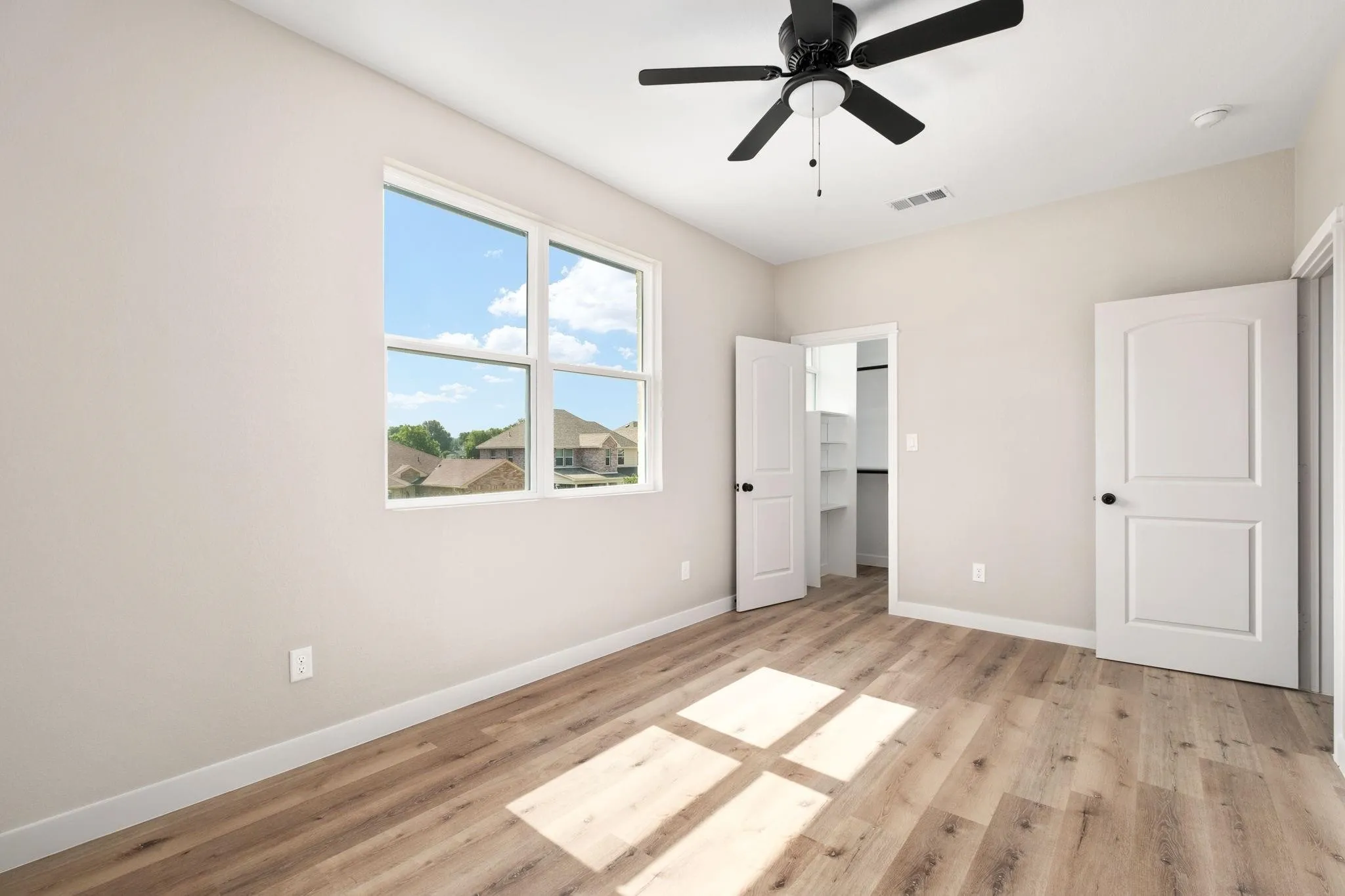 Single Family Residence For Rent in Kaufman County , 110 Brooks Drive, Terrell, Texas 75160, 4 Bedroom, 3 Bathroom, 2 Garage spaces, 1,822 Sqft, built in 2023, mls#21344807, Real Estate Agent in Terrell, Homes For Rent in Kaufman county, Homes For Rent in Terrell, Realtor in Terrell Texas, Real Estate Brokerage Independent Realty Texas, Luminita Cordes Realtor
