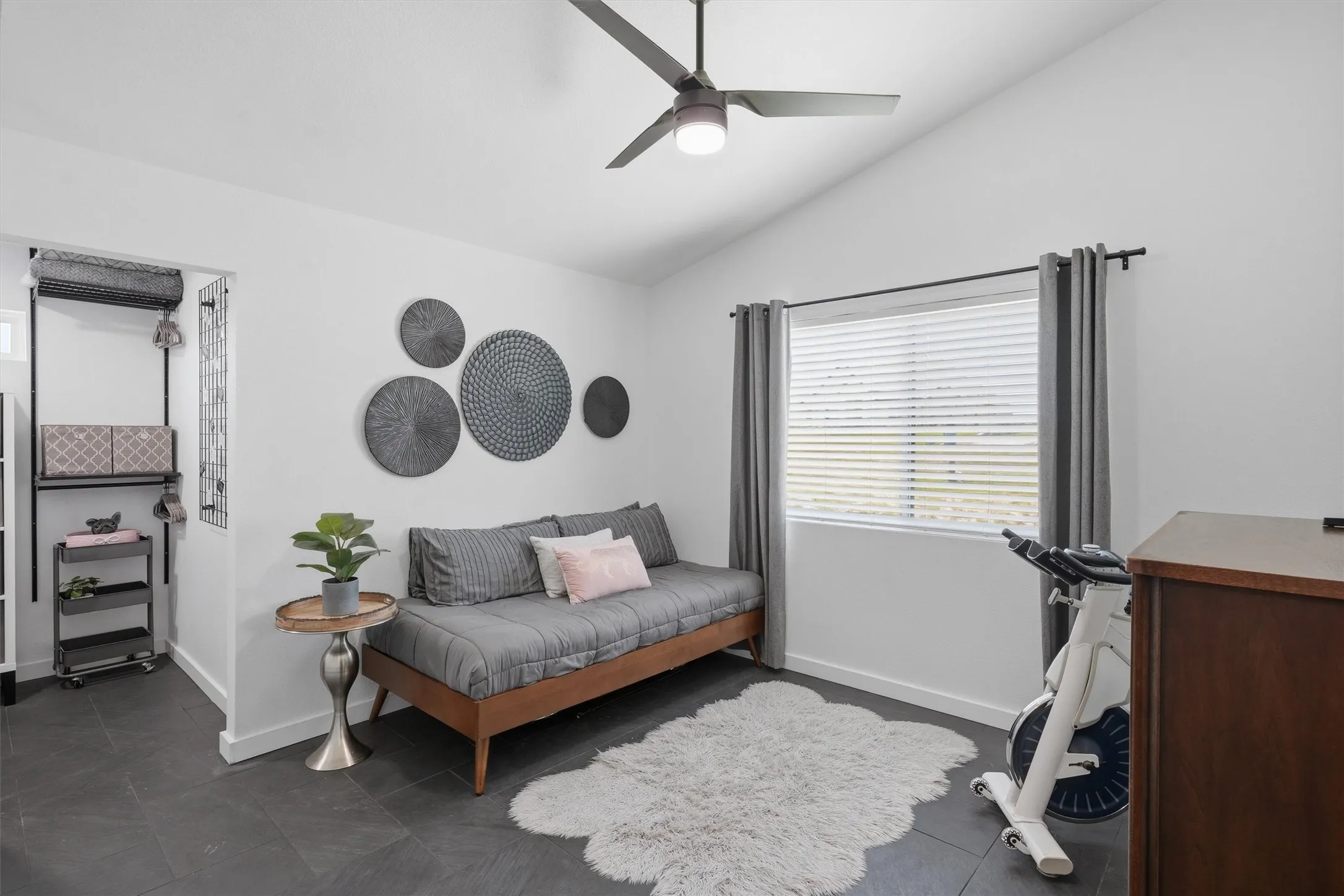 Single Family Residence For Sale in Hood County , 238 Martin Drive, Granbury, Texas 76049, 4 Bedroom, 3 Bathroom, 2 Garage spaces, 3,172 Sqft, built in 2024, mls#21344647, Real Estate Agent in Granbury, Homes For Sale in Hood county, Homes For Sale in Granbury, Realtor in Granbury Texas, Real Estate Brokerage Independent Realty Texas, Luminita Cordes Realtor