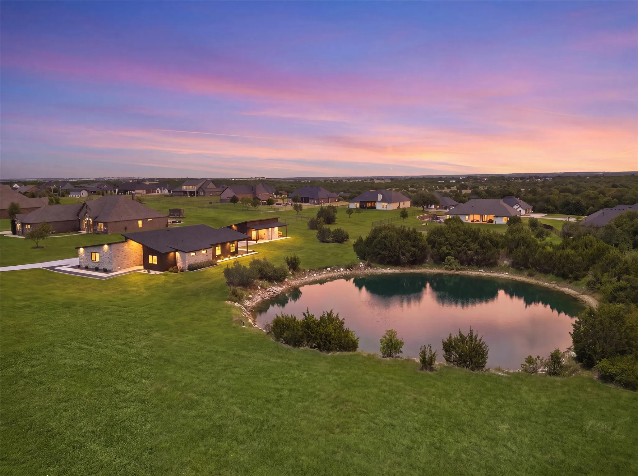 Single Family Residence For Sale in Hood County , 238 Martin Drive, Granbury, Texas 76049, 4 Bedroom, 3 Bathroom, 2 Garage spaces, 3,172 Sqft, built in 2024, mls#21344647, Real Estate Agent in Granbury, Homes For Sale in Hood county, Homes For Sale in Granbury, Realtor in Granbury Texas, Real Estate Brokerage Independent Realty Texas, Luminita Cordes Realtor