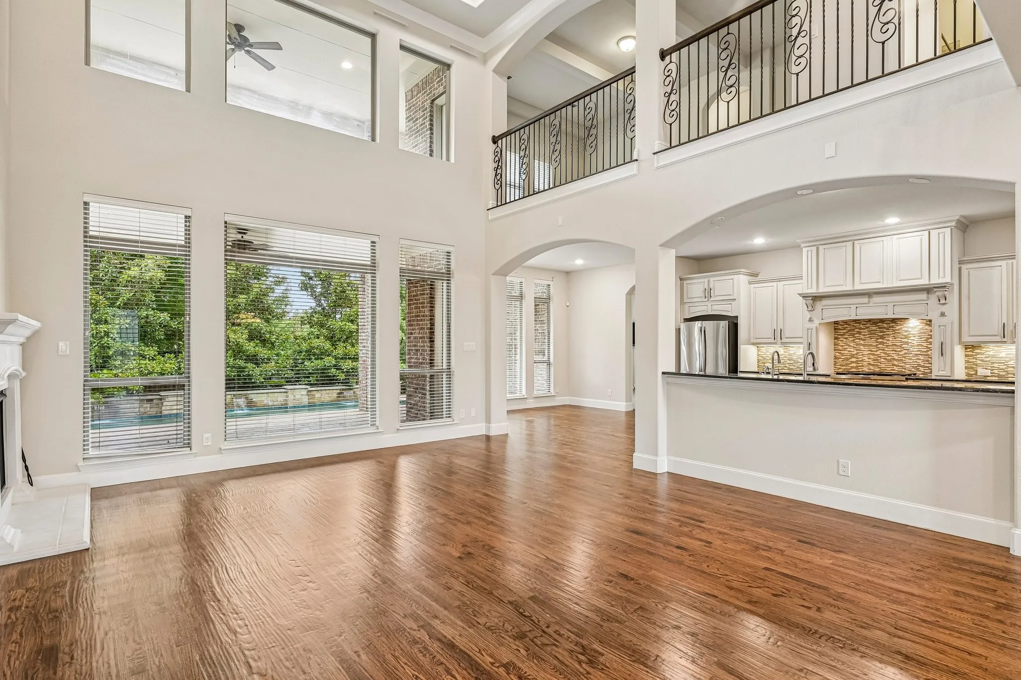 Open concept living room w tons of natural light