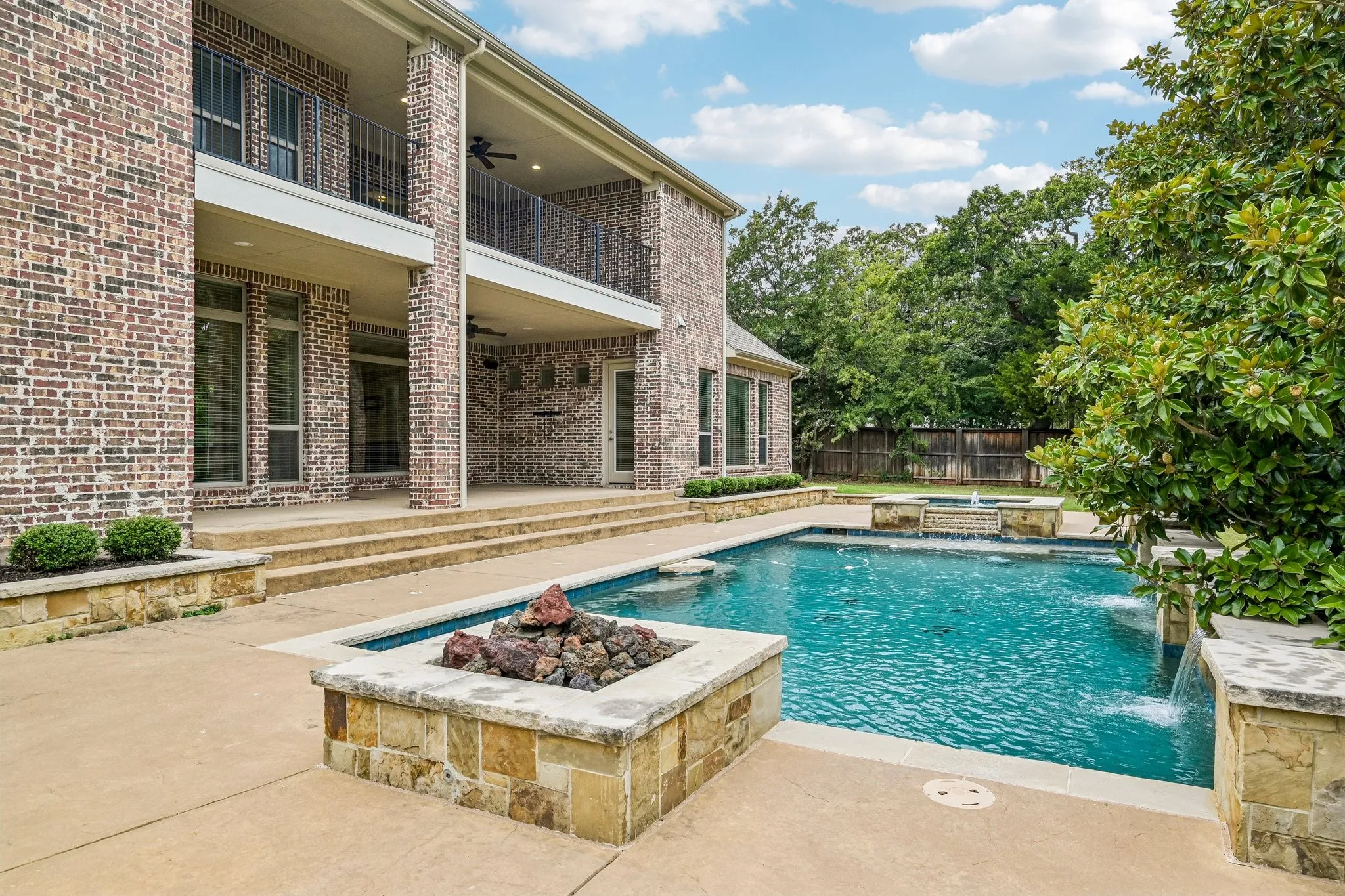 Private pool