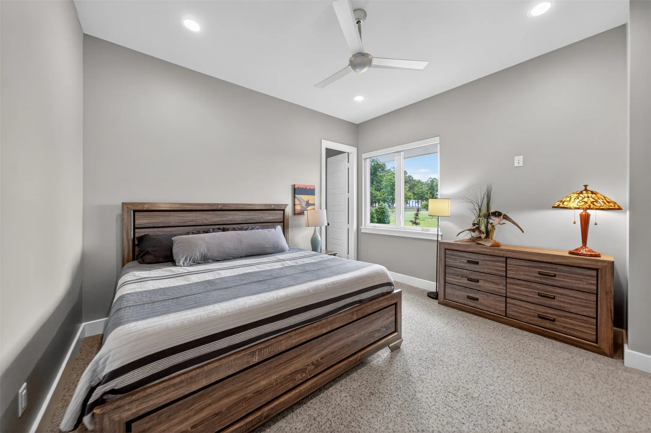 Single Family Residence For Sale in Smith County , 10255 County Road 137, Flint, Texas 75762, 3 Bedrooms, 4 Bathrooms, 2 Garage spaces, 2,880 Sqft, built in 2019, Price $1,790,000, mls#21344683, Real Estate Agent in Flint, Homes For Sale in Smith county, Homes For Sale in Flint, Realtor in Flint Texas, Real Estate Brokerage Independent Realty Texas, Luminita Cordes Realtor