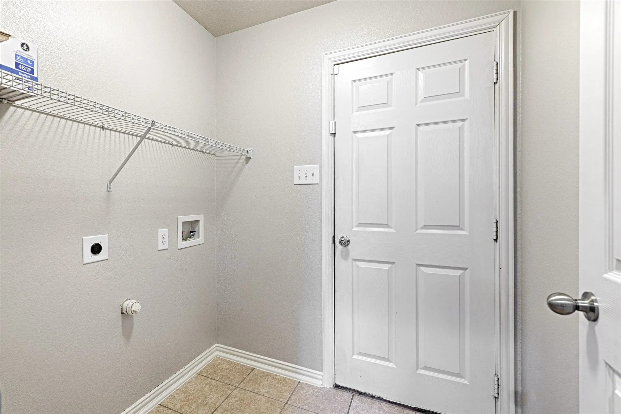 Single Family Residence For Rent in Kaufman County , 122 Chinaberry Trail, Forney, Texas 75126, 4 Bedroom, 2 Bathroom, 2 Garage spaces, 1,970 Sqft, built in 2010, mls#21343378, Real Estate Agent in Forney, Homes For Rent in Kaufman county, Homes For Rent in Forney, Realtor in Forney Texas, Real Estate Brokerage Independent Realty Texas, Luminita Cordes Realtor