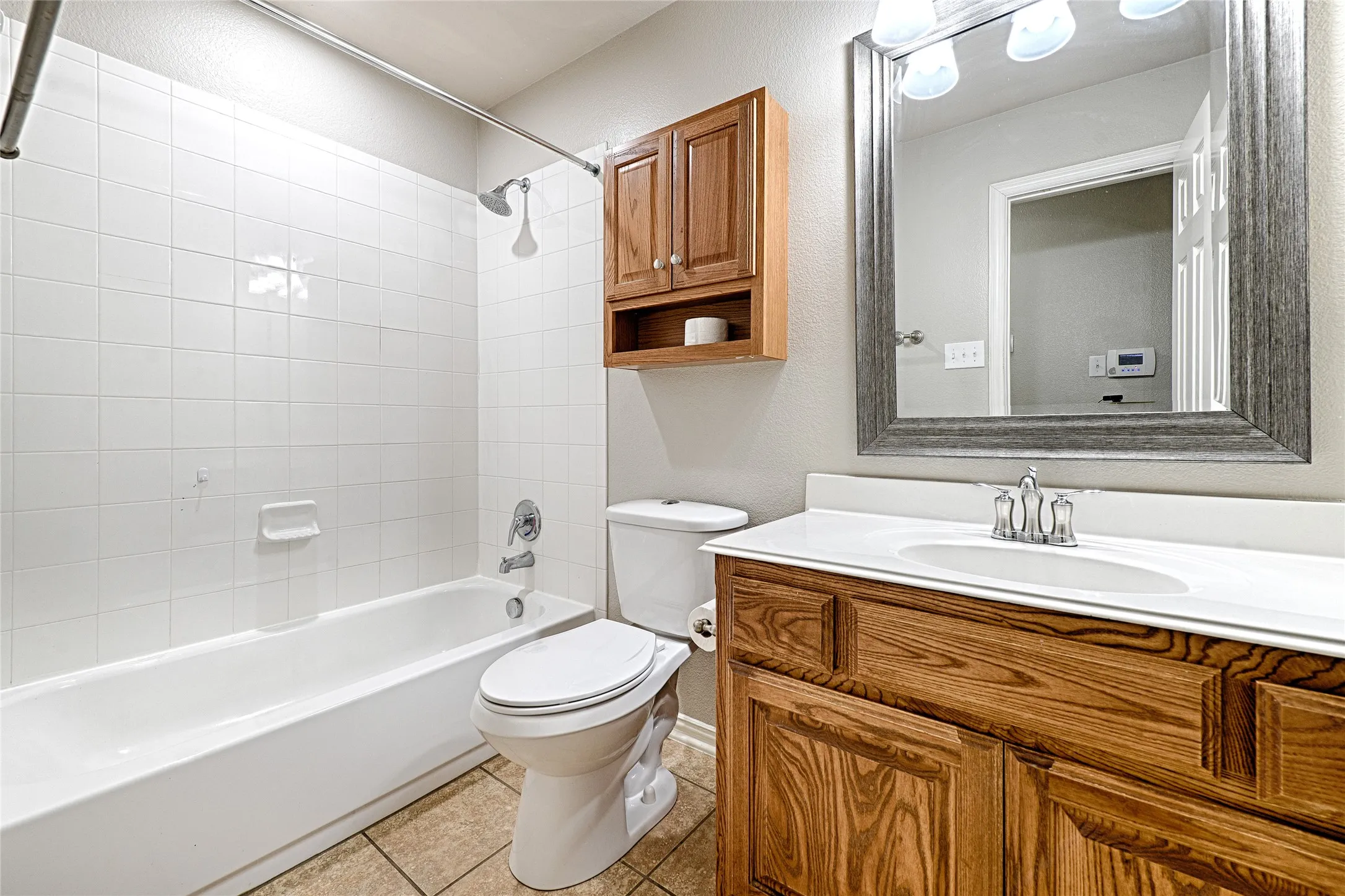Single Family Residence For Rent in Kaufman County , 122 Chinaberry Trail, Forney, Texas 75126, 4 Bedroom, 2 Bathroom, 2 Garage spaces, 1,970 Sqft, built in 2010, mls#21343378, Real Estate Agent in Forney, Homes For Rent in Kaufman county, Homes For Rent in Forney, Realtor in Forney Texas, Real Estate Brokerage Independent Realty Texas, Luminita Cordes Realtor