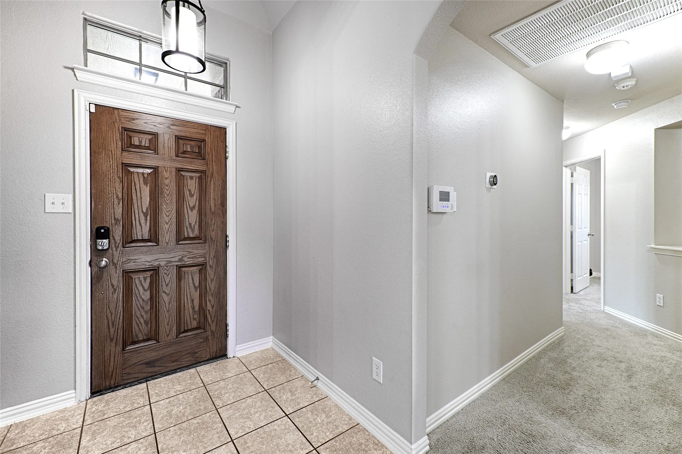 Single Family Residence For Rent in Kaufman County , 122 Chinaberry Trail, Forney, Texas 75126, 4 Bedroom, 2 Bathroom, 2 Garage spaces, 1,970 Sqft, built in 2010, mls#21343378, Real Estate Agent in Forney, Homes For Rent in Kaufman county, Homes For Rent in Forney, Realtor in Forney Texas, Real Estate Brokerage Independent Realty Texas, Luminita Cordes Realtor