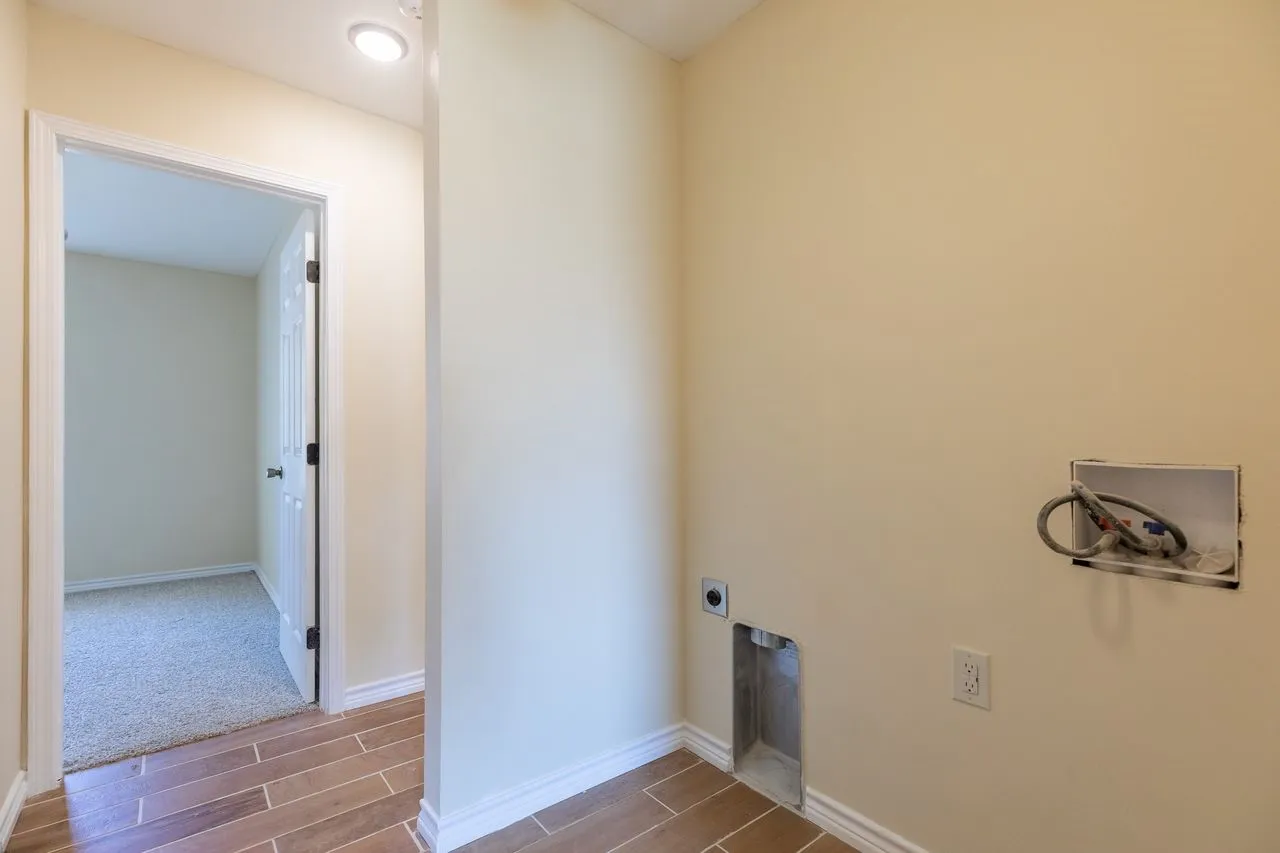 Single Family Residence For Sale in Taylor County , 2910 Wenwood Road, Abilene, Texas 79606, 3 Bedroom, 2 Bathroom, 2 Garage spaces, 1,263 Sqft, built in 2019, mls#21344855, Real Estate Agent in Abilene, Homes For Sale in Taylor county, Homes For Sale in Abilene, Realtor in Abilene Texas, Real Estate Brokerage Independent Realty Texas, Luminita Cordes Realtor