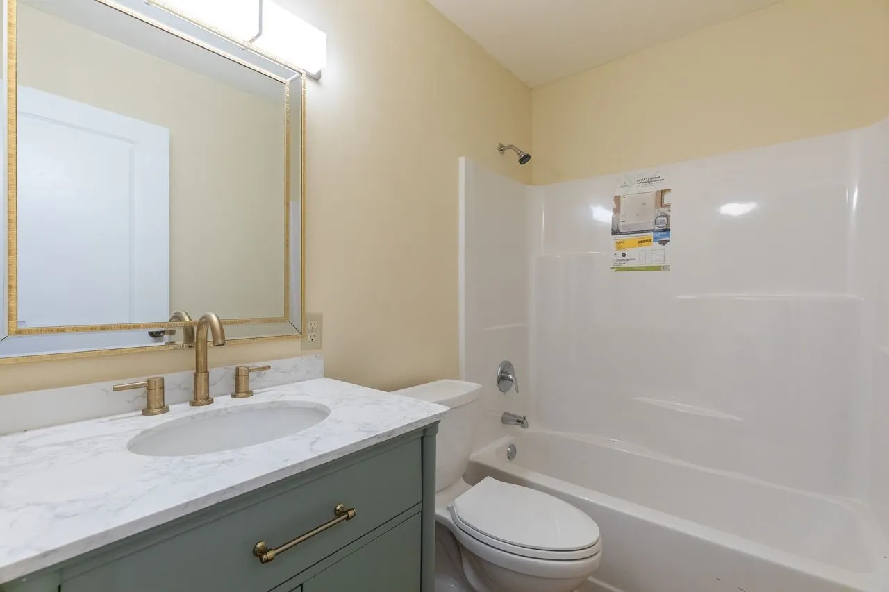 Single Family Residence For Sale in Taylor County , 2910 Wenwood Road, Abilene, Texas 79606, 3 Bedroom, 2 Bathroom, 2 Garage spaces, 1,263 Sqft, built in 2019, mls#21344855, Real Estate Agent in Abilene, Homes For Sale in Taylor county, Homes For Sale in Abilene, Realtor in Abilene Texas, Real Estate Brokerage Independent Realty Texas, Luminita Cordes Realtor