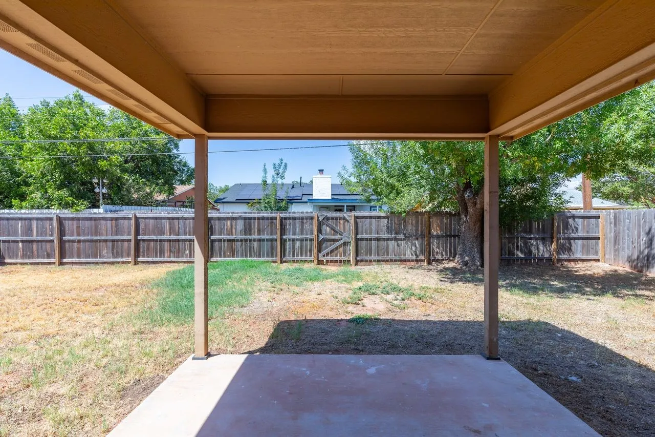 Single Family Residence For Sale in Taylor County , 2910 Wenwood Road, Abilene, Texas 79606, 3 Bedroom, 2 Bathroom, 2 Garage spaces, 1,263 Sqft, built in 2019, mls#21344855, Real Estate Agent in Abilene, Homes For Sale in Taylor county, Homes For Sale in Abilene, Realtor in Abilene Texas, Real Estate Brokerage Independent Realty Texas, Luminita Cordes Realtor