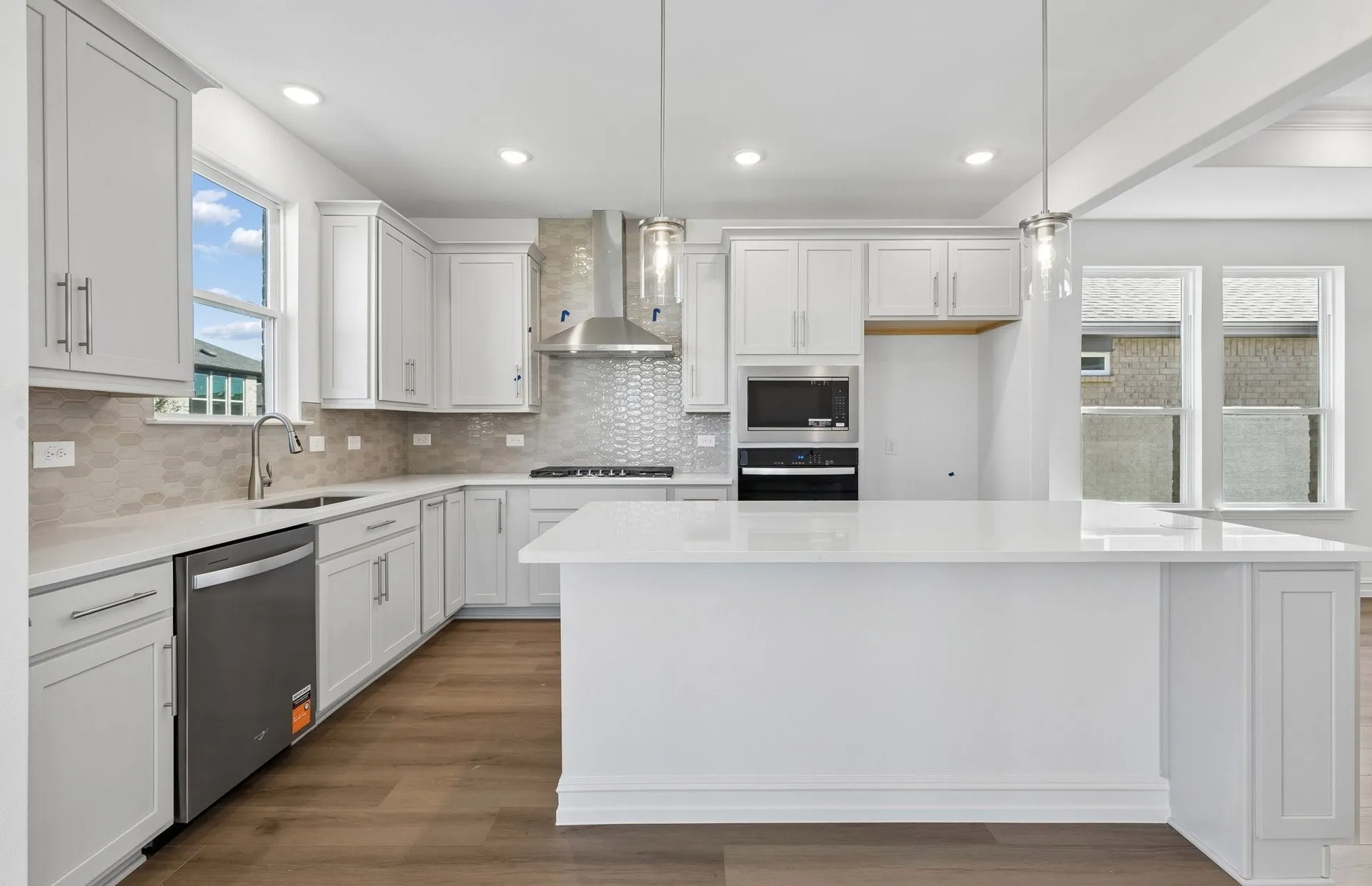 Abundant cabinet space available