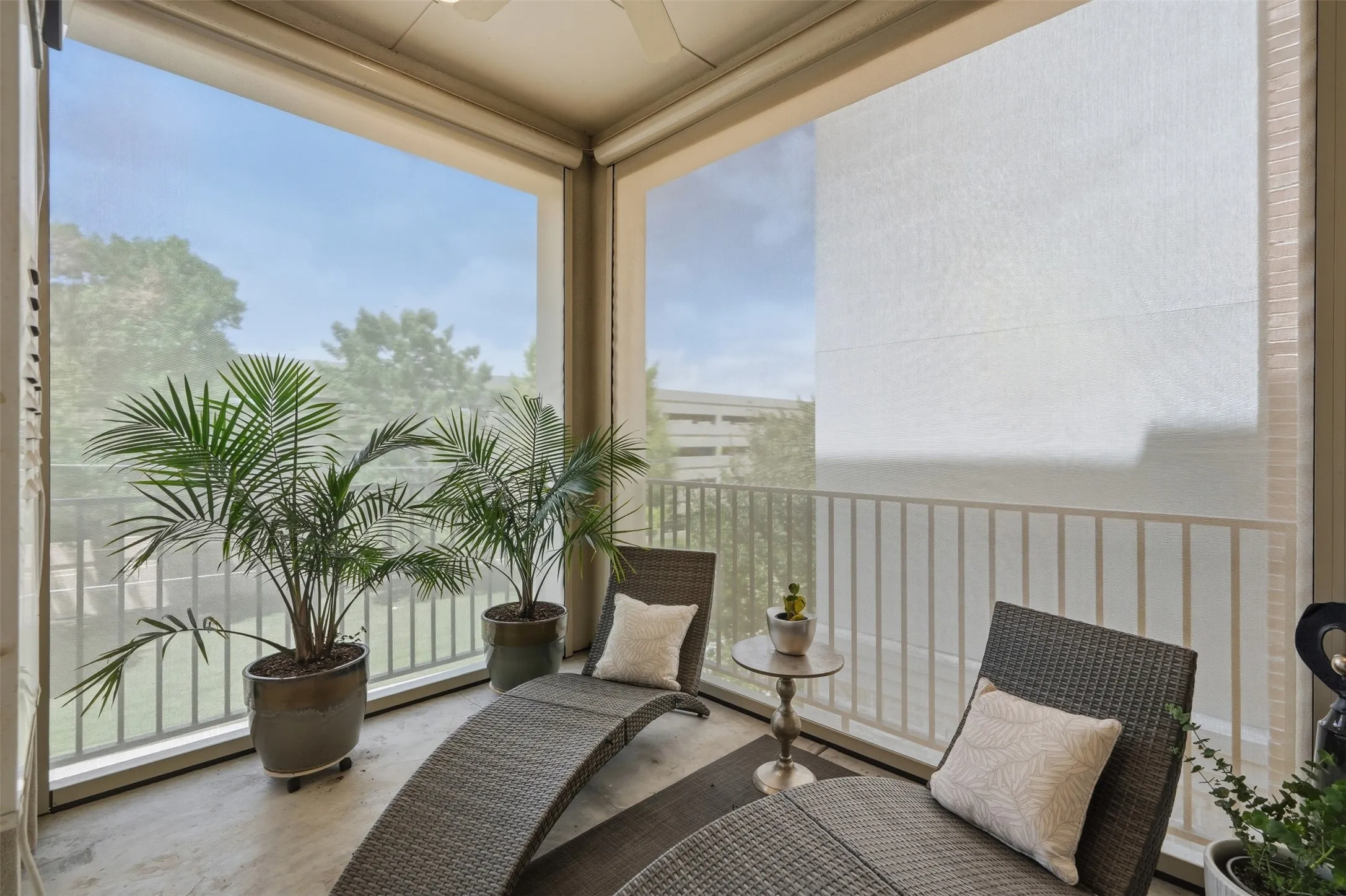 Condominium For Sale in Dallas County , 5005 Meridian Lane 2103, Addison, Texas 75001, 2 Bedroom, 3 Bathroom, 2 Garage spaces, 1,966 Sqft, built in 2013, Price $545,000, mls#21328688, Real Estate Agent in Addison, Homes For Sale in Dallas county, Homes For Sale in Addison, Realtor in Addison Texas, Real Estate Brokerage Independent Realty Texas, Luminita Cordes Realtor