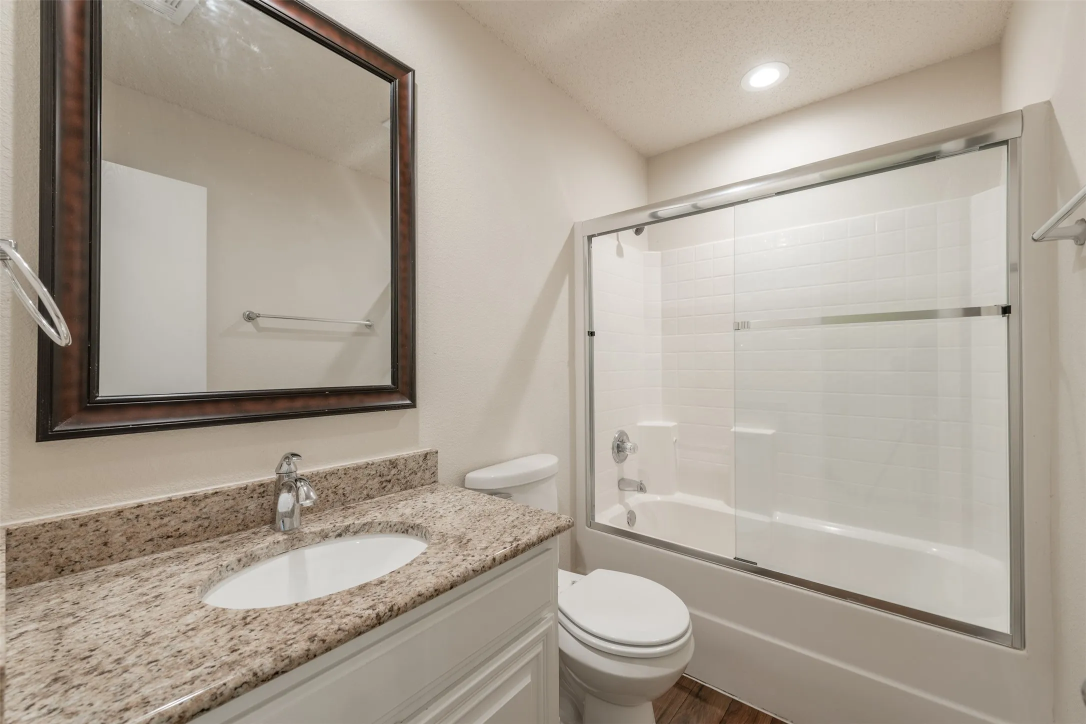 Single Family Residence For Rent in Parker County , 201 Whitestone Way, Weatherford, Texas 76085, 4 Bedroom, 2 Bathroom, 2 Garage spaces, 1,833 Sqft, built in 2002, mls#21344886, Real Estate Agent in Weatherford, Homes For Rent in Parker county, Homes For Rent in Weatherford, Realtor in Weatherford Texas, Real Estate Brokerage Independent Realty Texas, Luminita Cordes Realtor