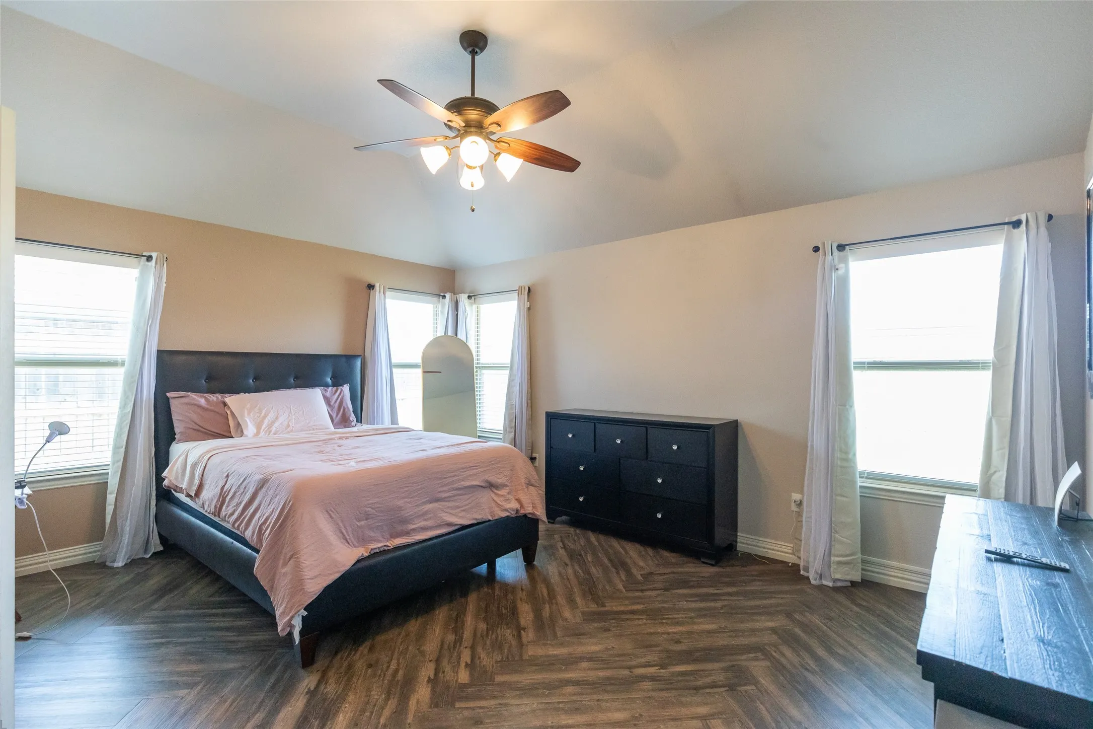 Single Family Residence For Sale in Taylor County , 3426 Firedog Road, Abilene, Texas 79606, 3 Bedroom, 2 Bathroom, 2 Garage spaces, 1,656 Sqft, built in 2015, mls#21344825, Real Estate Agent in Abilene, Homes For Sale in Taylor county, Homes For Sale in Abilene, Realtor in Abilene Texas, Real Estate Brokerage Independent Realty Texas, Luminita Cordes Realtor