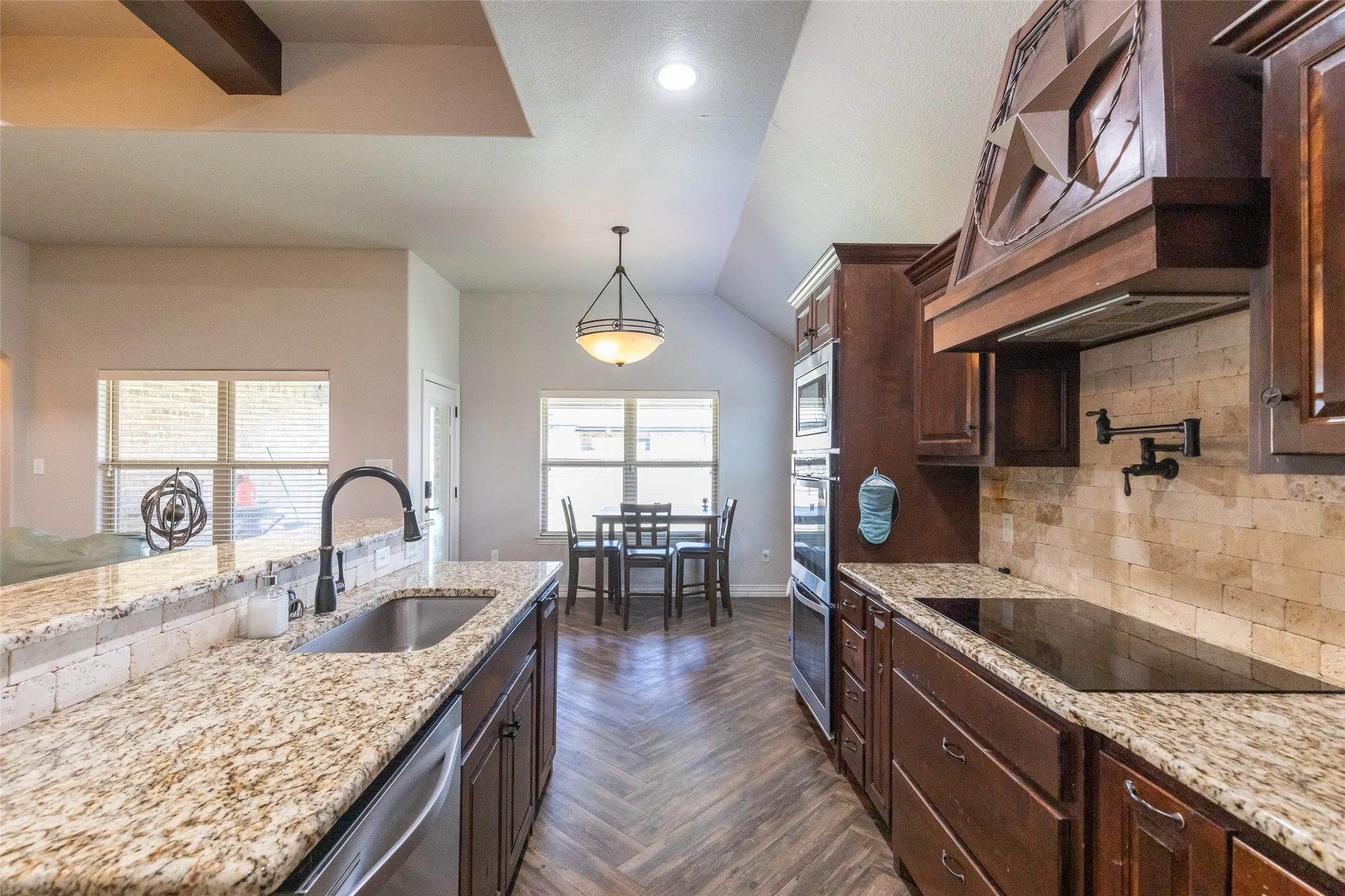 Single Family Residence For Sale in Taylor County , 3426 Firedog Road, Abilene, Texas 79606, 3 Bedroom, 2 Bathroom, 2 Garage spaces, 1,656 Sqft, built in 2015, mls#21344825, Real Estate Agent in Abilene, Homes For Sale in Taylor county, Homes For Sale in Abilene, Realtor in Abilene Texas, Real Estate Brokerage Independent Realty Texas, Luminita Cordes Realtor