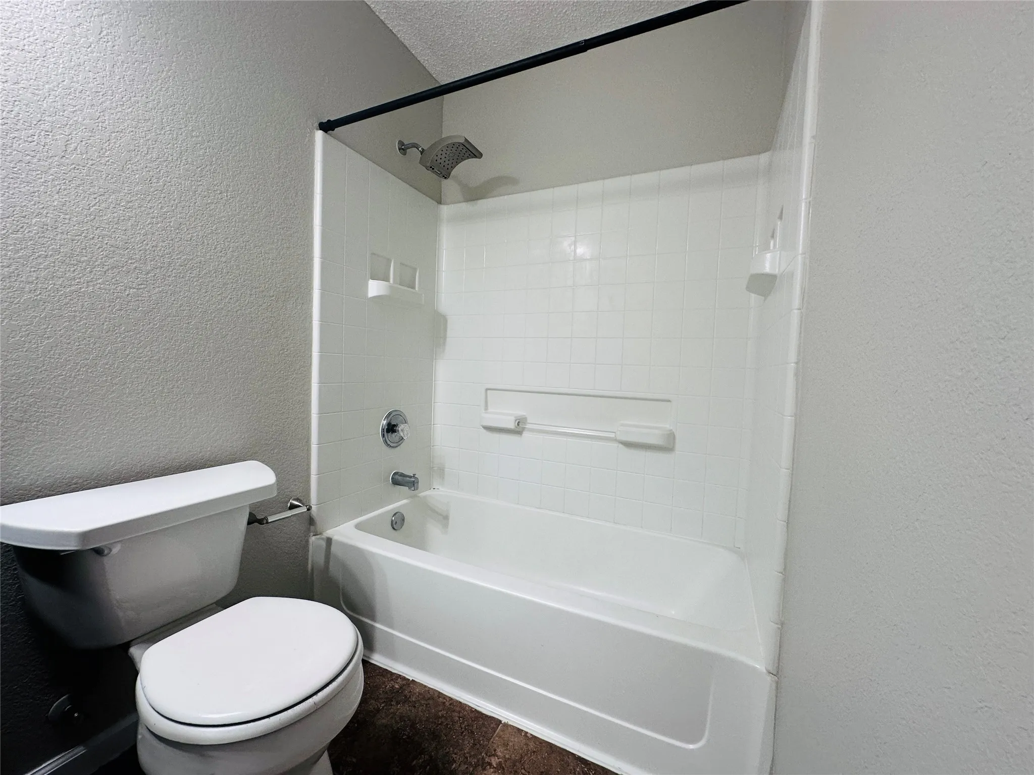 Single Family Residence For Sale in Tarrant County , 8600 Hawkview Drive, Fort Worth, Texas 76179, 3 Bedroom, 2 Bathroom, 2 Garage spaces, 1,637 Sqft, built in 2006, mls#21344563, Real Estate Agent in Fort Worth, Homes For Sale in Tarrant county, Homes For Sale in Fort Worth, Realtor in Fort Worth Texas, Real Estate Brokerage Independent Realty Texas, Luminita Cordes Realtor