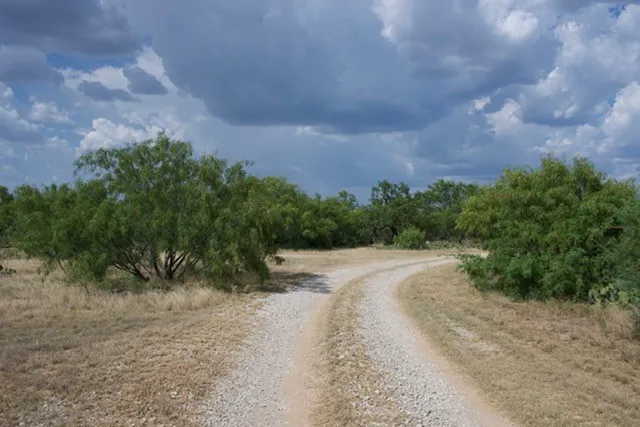 Mobile Home For Sale in Young County , 345 Butler Loop, Graham, Texas 76450, 3 Bedroom, 2 Bathroom, Garage spaces, 1,488 Sqft, built in 1980, mls#21344907, Real Estate Agent in Graham, Homes For Sale in Young county, Homes For Sale in Graham, Realtor in Graham Texas, Real Estate Brokerage Independent Realty Texas, Luminita Cordes Realtor
