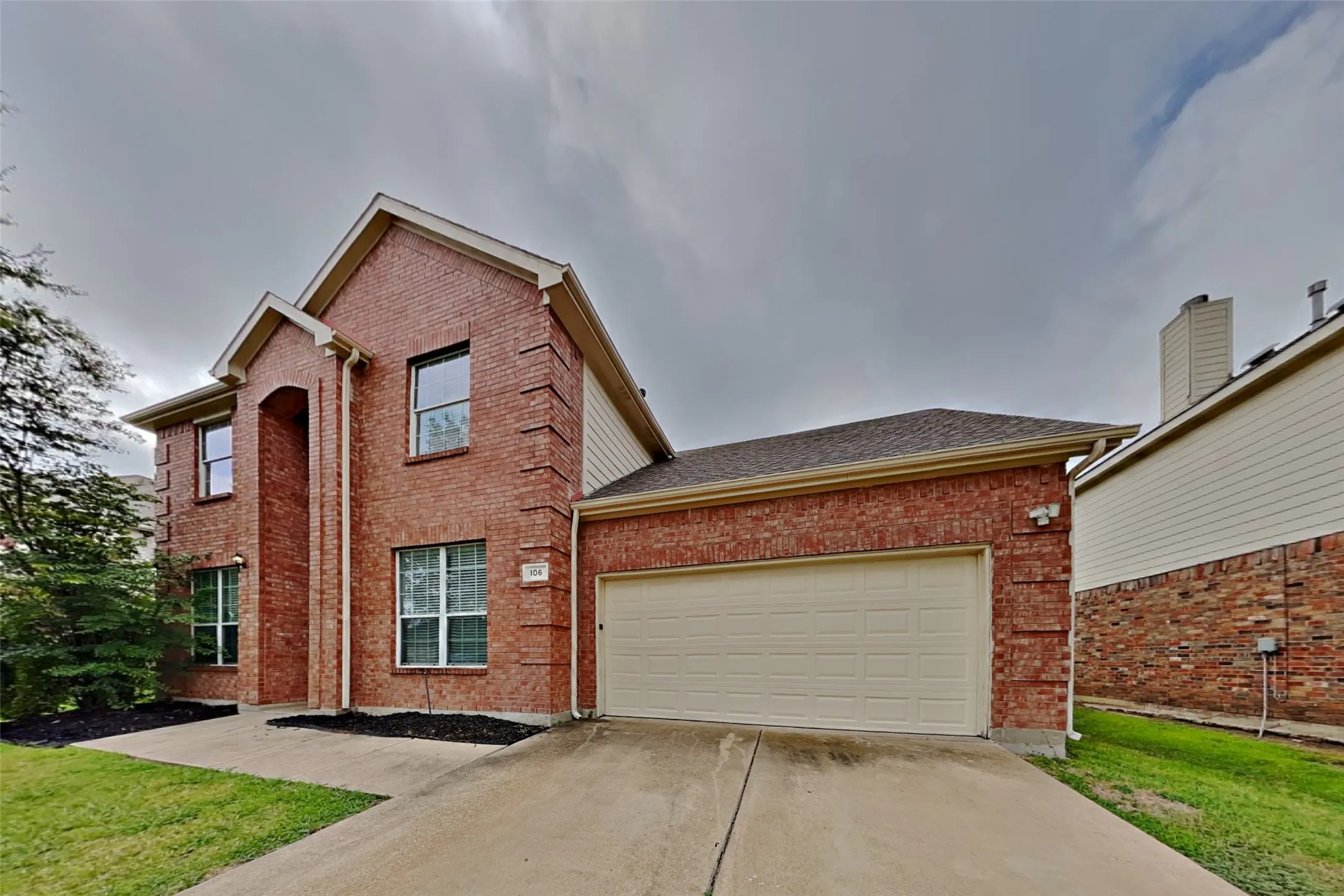 Single Family Residence For Rent in Tarrant County , 106 Rock Meadow Trail, Mansfield, Texas 76063, 4 Bedroom, 3 Bathroom, 2 Garage spaces, 2,835 Sqft, built in 2002, mls#21344900, Real Estate Agent in Mansfield, Homes For Rent in Tarrant county, Homes For Rent in Mansfield, Realtor in Mansfield Texas, Real Estate Brokerage Independent Realty Texas, Luminita Cordes Realtor