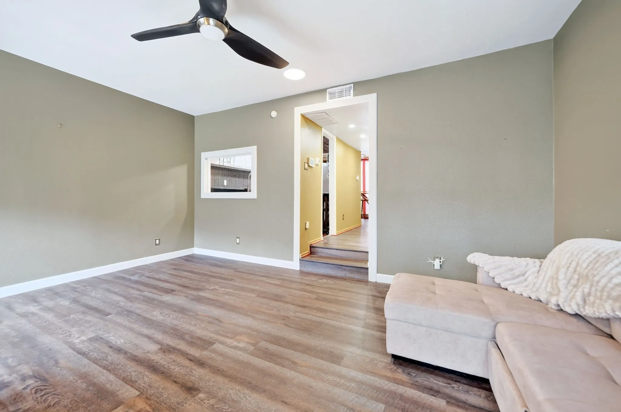 Condominium For Sale in Dallas County , 7145 Fair Oaks Avenue 37, Dallas, Texas 75231, 2 Bedrooms, 3 Bathrooms, Garage spaces, 1,211 Sqft, built in 1974, Price $161,000, mls#21344524, Real Estate Agent in Dallas, Homes For Sale in Dallas county, Homes For Sale in Dallas, Realtor in Dallas Texas, Real Estate Brokerage Independent Realty Texas, Luminita Cordes Realtor
