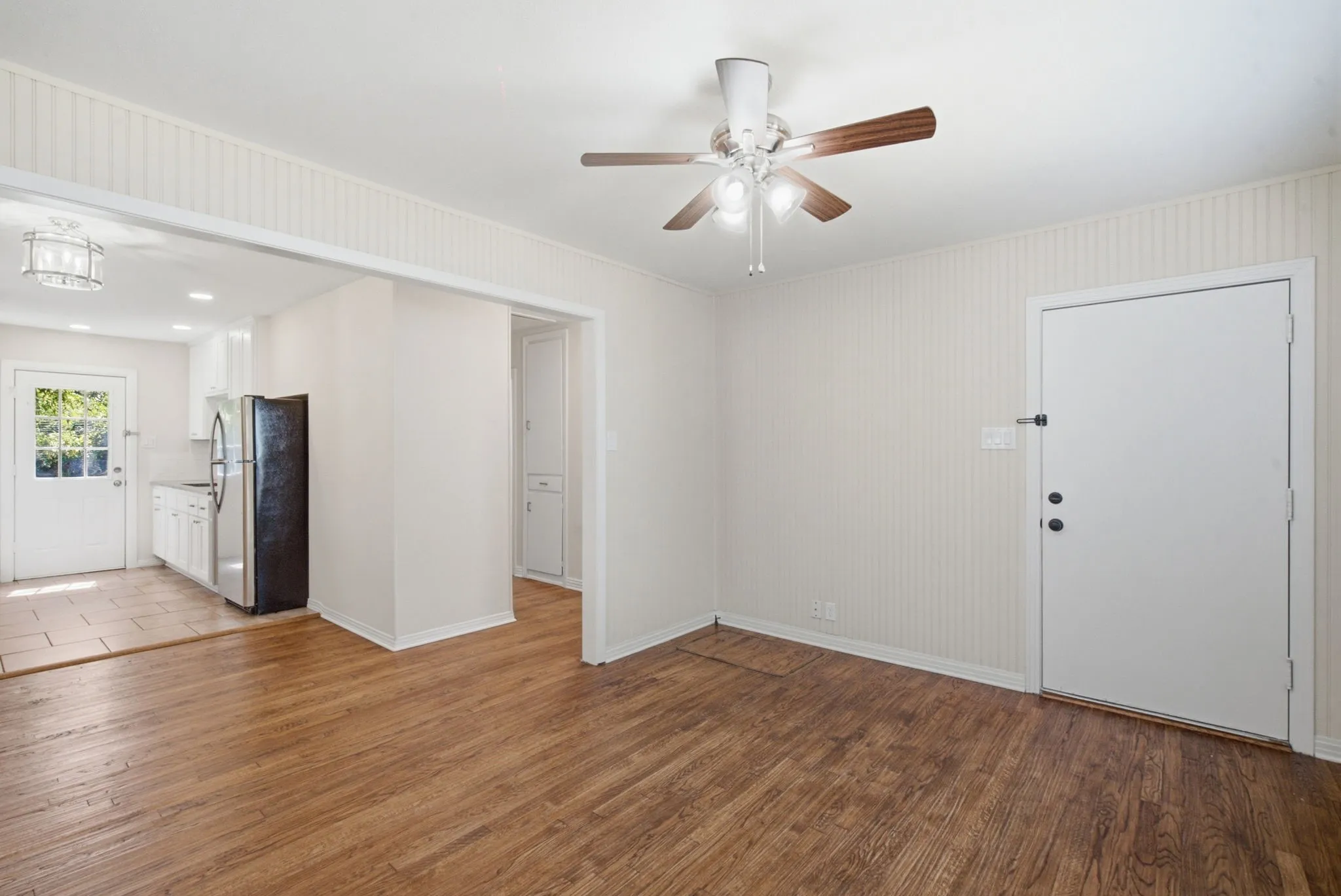 Single Family Residence For Sale in Parker County , 1310 Oliver Street, Weatherford, Texas 76086, 2 Bedroom, 1 Bathroom, 1 Garage spaces, 747 Sqft, built in 1957, mls#21344199, Real Estate Agent in Weatherford, Homes For Sale in Parker county, Homes For Sale in Weatherford, Realtor in Weatherford Texas, Real Estate Brokerage Independent Realty Texas, Luminita Cordes Realtor
