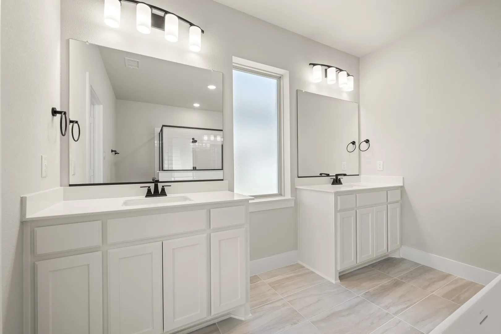 1810 Marlow- Primary Suite-3