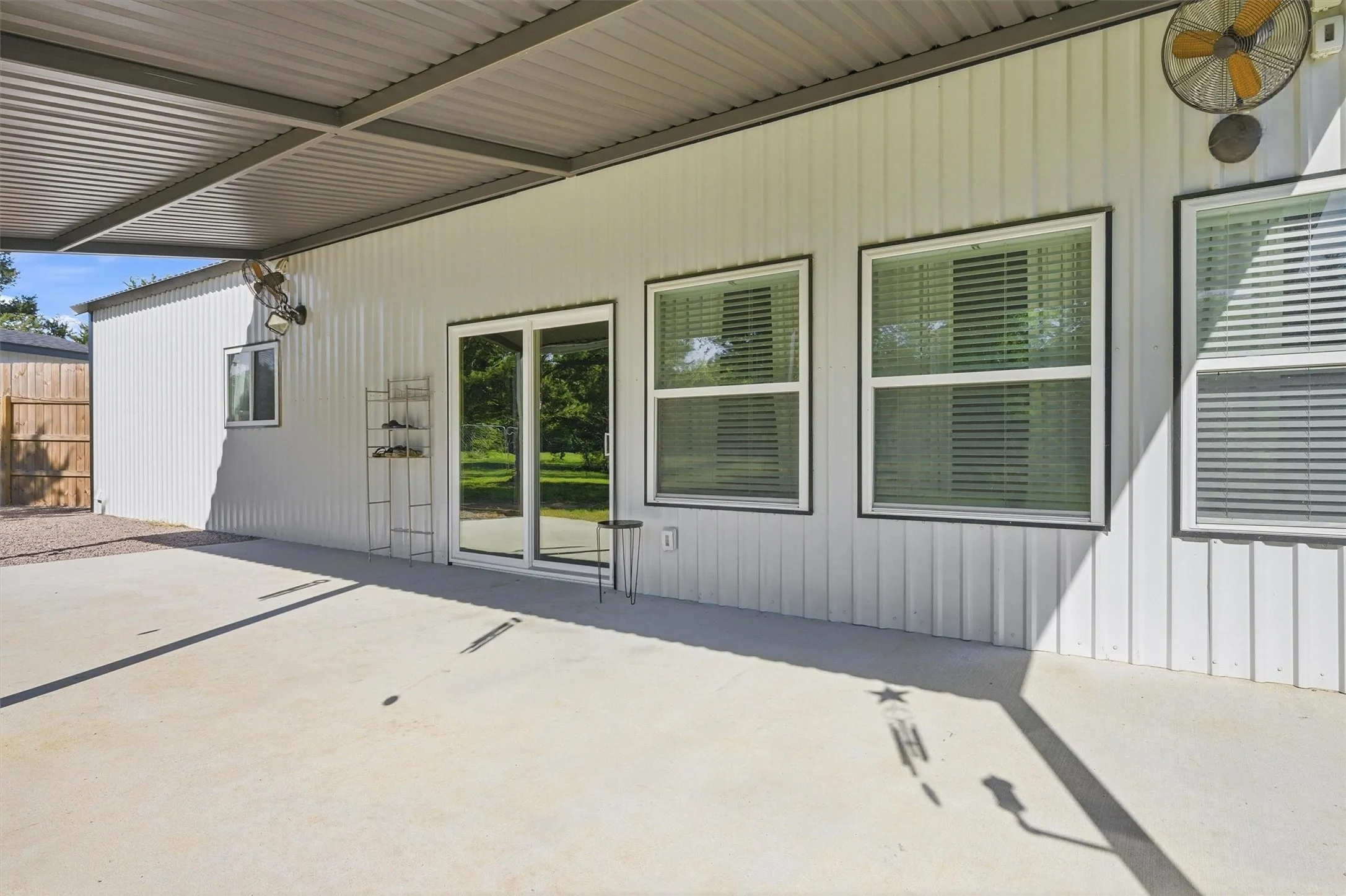 Single Family Residence For Sale in Cooke County , 210 County Road 2184, Gainesville, Texas 76240, 4 Bedroom, 3 Bathroom, Garage spaces, 2,100 Sqft, built in 2024, mls#21342308, Real Estate Agent in Gainesville, Homes For Sale in Cooke county, Homes For Sale in Gainesville, Realtor in Gainesville Texas, Real Estate Brokerage Independent Realty Texas, Luminita Cordes Realtor