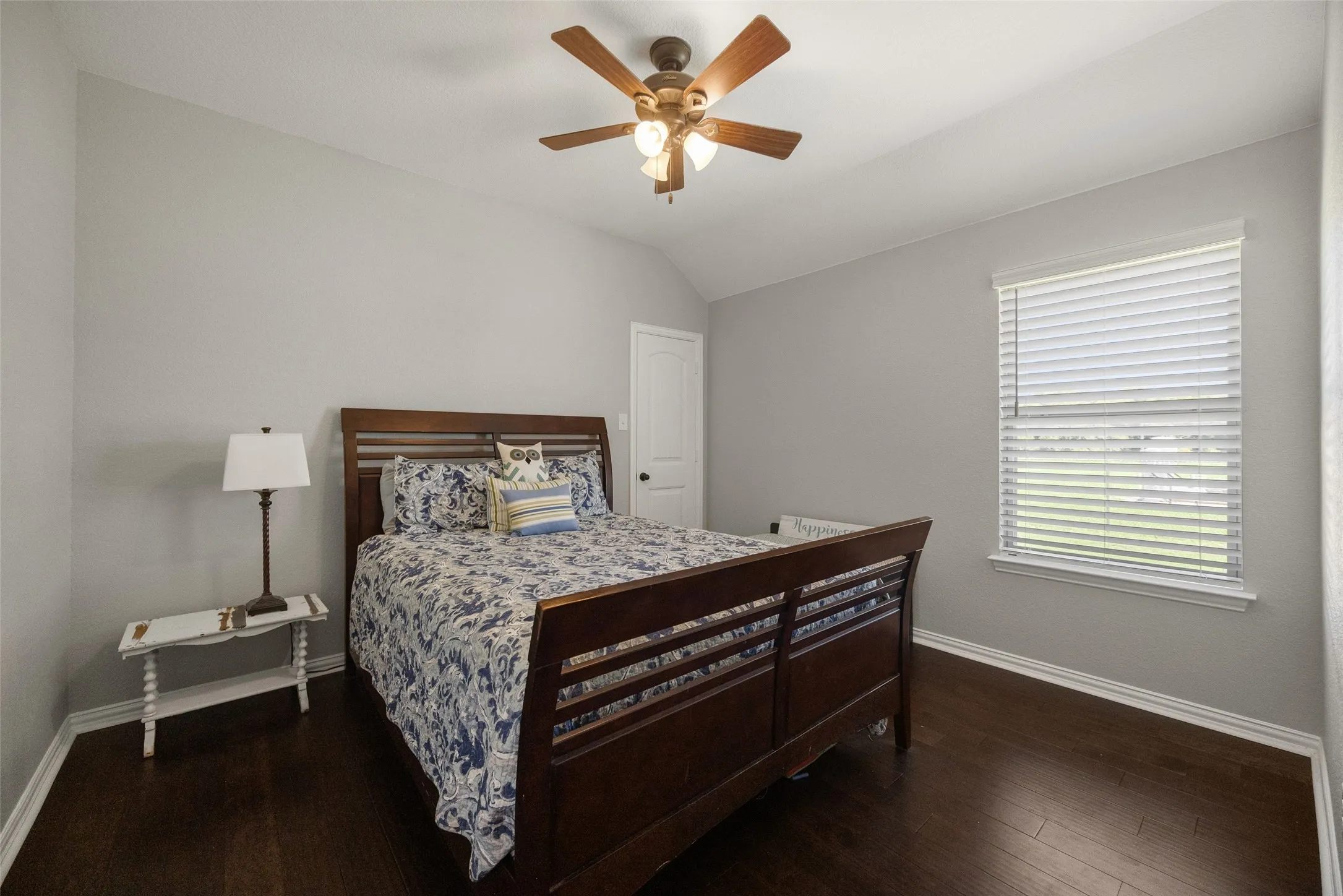 Single Family Residence For Sale in Collin County , 21867 County Road 820, Farmersville, Texas 75442, 4 Bedroom, 3 Bathroom, 3 Garage spaces, 2,813 Sqft, built in 2016, mls#21343388, Real Estate Agent in Farmersville, Homes For Sale in Collin county, Homes For Sale in Farmersville, Realtor in Farmersville Texas, Real Estate Brokerage Independent Realty Texas, Luminita Cordes Realtor