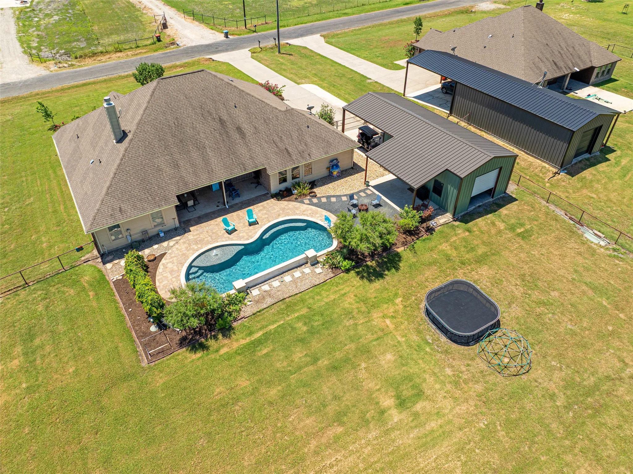 Single Family Residence For Sale in Collin County , 21867 County Road 820, Farmersville, Texas 75442, 4 Bedroom, 3 Bathroom, 3 Garage spaces, 2,813 Sqft, built in 2016, mls#21343388, Real Estate Agent in Farmersville, Homes For Sale in Collin county, Homes For Sale in Farmersville, Realtor in Farmersville Texas, Real Estate Brokerage Independent Realty Texas, Luminita Cordes Realtor