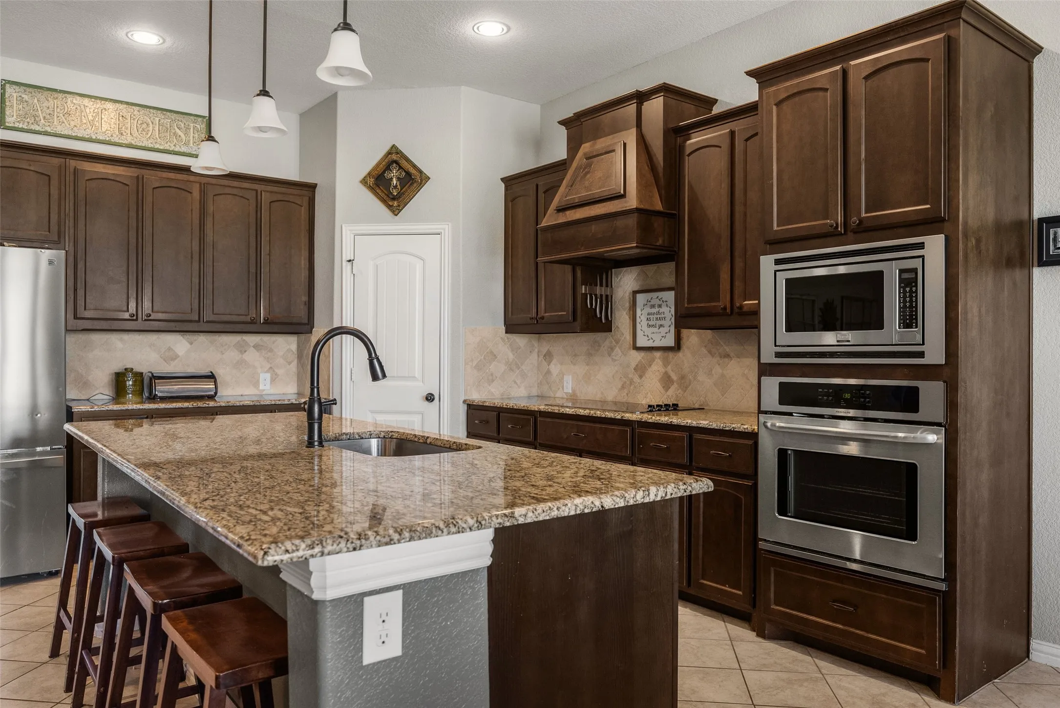 Single Family Residence For Sale in Collin County , 21867 County Road 820, Farmersville, Texas 75442, 4 Bedroom, 3 Bathroom, 3 Garage spaces, 2,813 Sqft, built in 2016, mls#21343388, Real Estate Agent in Farmersville, Homes For Sale in Collin county, Homes For Sale in Farmersville, Realtor in Farmersville Texas, Real Estate Brokerage Independent Realty Texas, Luminita Cordes Realtor