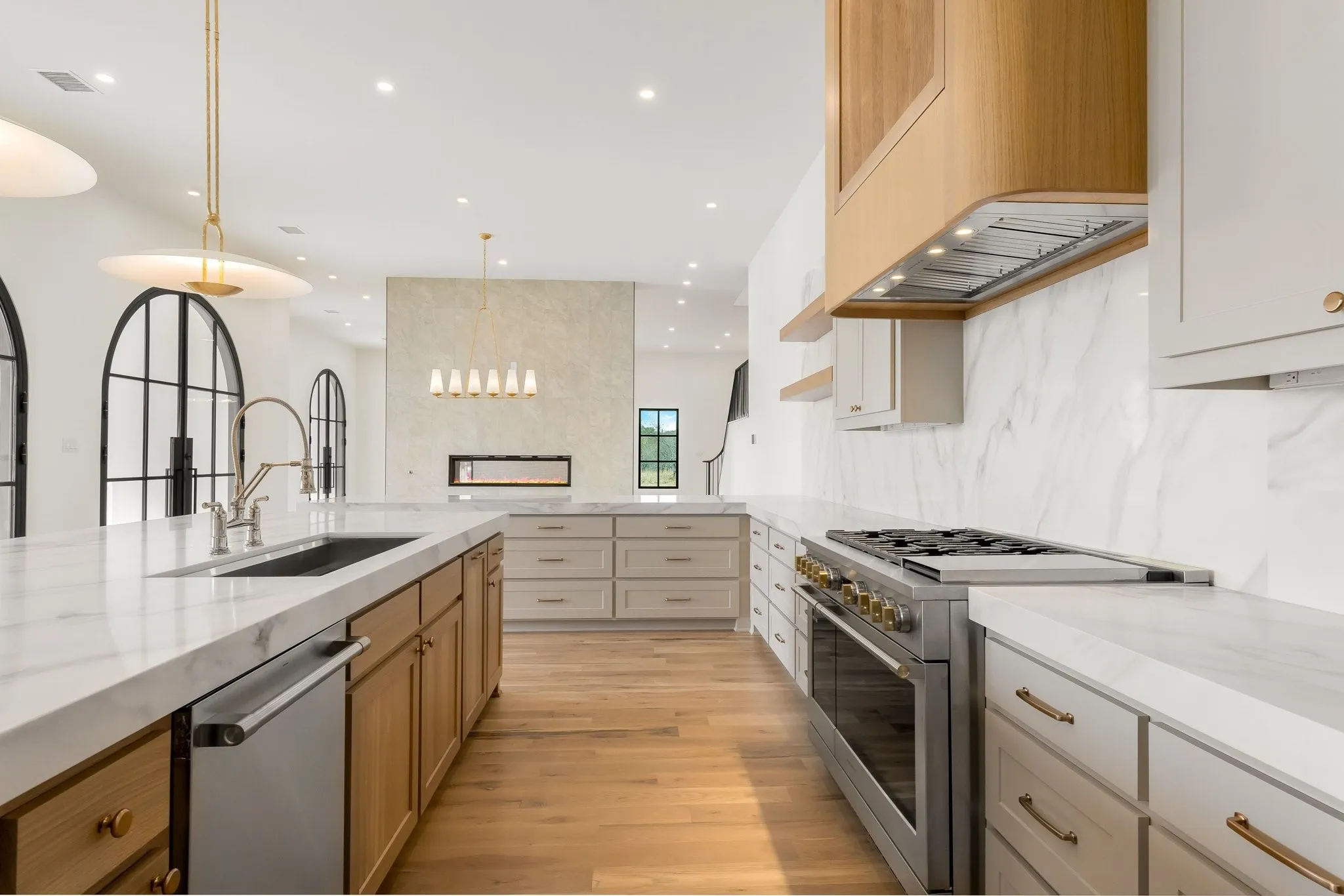 Single Family Residence For Sale in Tarrant County , 10717 Arrowhead Point Drive, Fort Worth, Texas 76179, 5 Bedroom, 6 Bathroom, 3 Garage spaces, 6,863 Sqft, built in 2026, mls#21344939, Real Estate Agent in Fort Worth, Homes For Sale in Tarrant county, Homes For Sale in Fort Worth, Realtor in Fort Worth Texas, Real Estate Brokerage Independent Realty Texas, Luminita Cordes Realtor