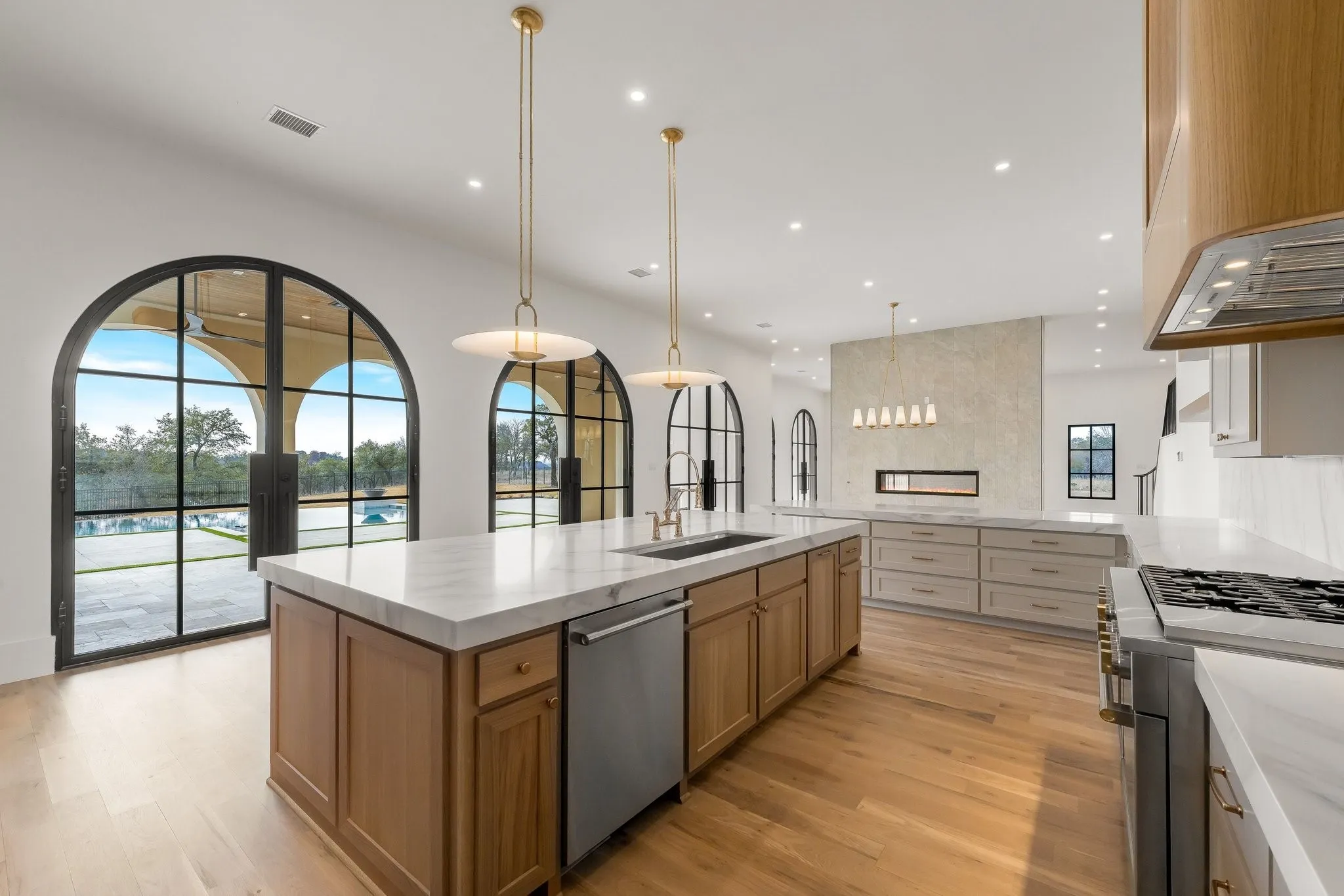 Single Family Residence For Sale in Tarrant County , 10717 Arrowhead Point Drive, Fort Worth, Texas 76179, 5 Bedroom, 6 Bathroom, 3 Garage spaces, 6,863 Sqft, built in 2026, mls#21344939, Real Estate Agent in Fort Worth, Homes For Sale in Tarrant county, Homes For Sale in Fort Worth, Realtor in Fort Worth Texas, Real Estate Brokerage Independent Realty Texas, Luminita Cordes Realtor