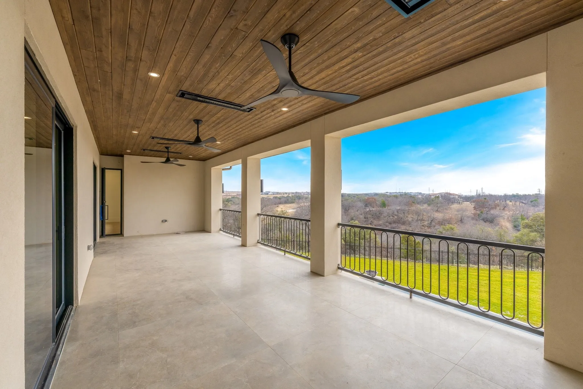 Single Family Residence For Sale in Tarrant County , 10717 Arrowhead Point Drive, Fort Worth, Texas 76179, 5 Bedroom, 6 Bathroom, 3 Garage spaces, 6,863 Sqft, built in 2026, mls#21344939, Real Estate Agent in Fort Worth, Homes For Sale in Tarrant county, Homes For Sale in Fort Worth, Realtor in Fort Worth Texas, Real Estate Brokerage Independent Realty Texas, Luminita Cordes Realtor