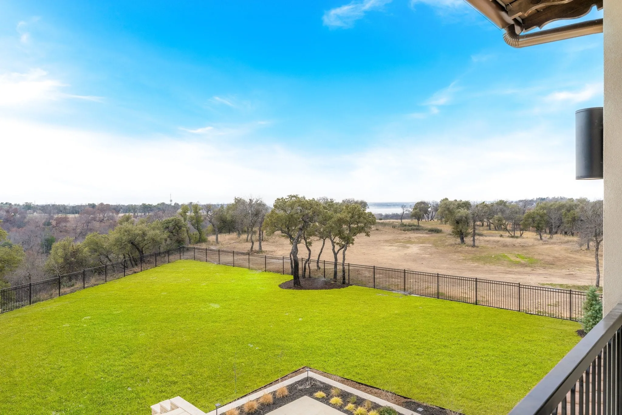 Single Family Residence For Sale in Tarrant County , 10717 Arrowhead Point Drive, Fort Worth, Texas 76179, 5 Bedroom, 6 Bathroom, 3 Garage spaces, 6,863 Sqft, built in 2026, mls#21344939, Real Estate Agent in Fort Worth, Homes For Sale in Tarrant county, Homes For Sale in Fort Worth, Realtor in Fort Worth Texas, Real Estate Brokerage Independent Realty Texas, Luminita Cordes Realtor