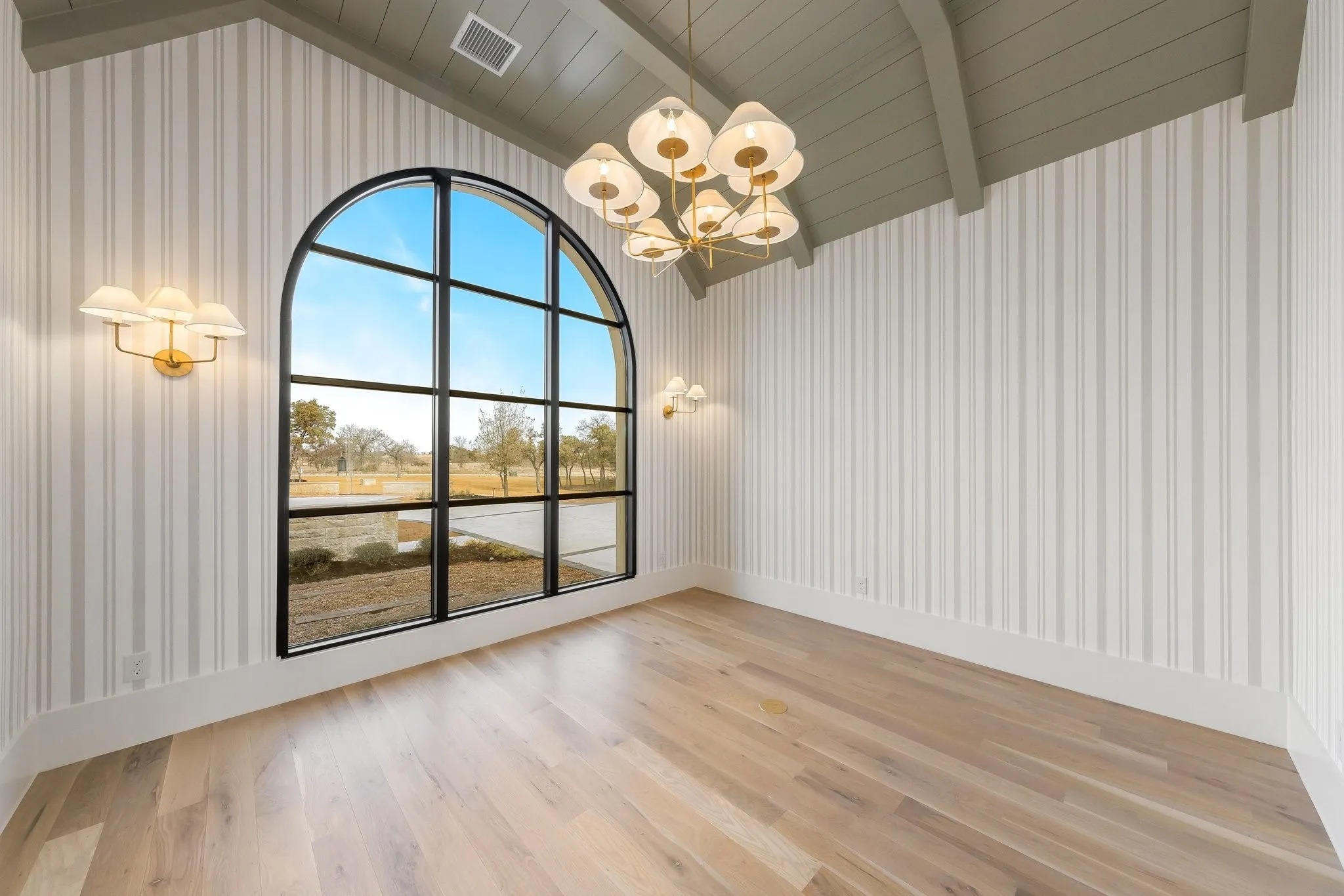 Single Family Residence For Sale in Tarrant County , 10717 Arrowhead Point Drive, Fort Worth, Texas 76179, 5 Bedroom, 6 Bathroom, 3 Garage spaces, 6,863 Sqft, built in 2026, mls#21344939, Real Estate Agent in Fort Worth, Homes For Sale in Tarrant county, Homes For Sale in Fort Worth, Realtor in Fort Worth Texas, Real Estate Brokerage Independent Realty Texas, Luminita Cordes Realtor