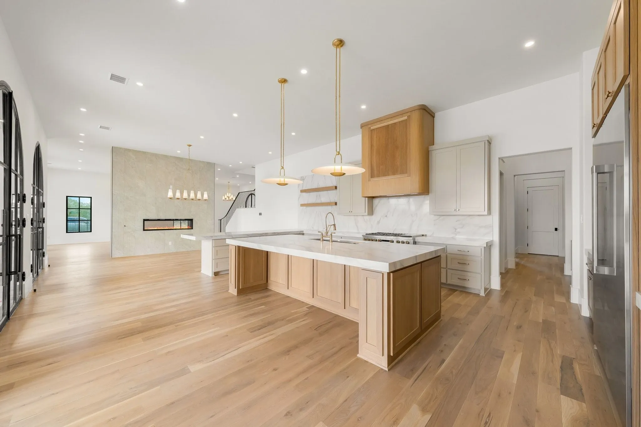 Single Family Residence For Sale in Tarrant County , 10717 Arrowhead Point Drive, Fort Worth, Texas 76179, 5 Bedroom, 6 Bathroom, 3 Garage spaces, 6,863 Sqft, built in 2026, mls#21344939, Real Estate Agent in Fort Worth, Homes For Sale in Tarrant county, Homes For Sale in Fort Worth, Realtor in Fort Worth Texas, Real Estate Brokerage Independent Realty Texas, Luminita Cordes Realtor