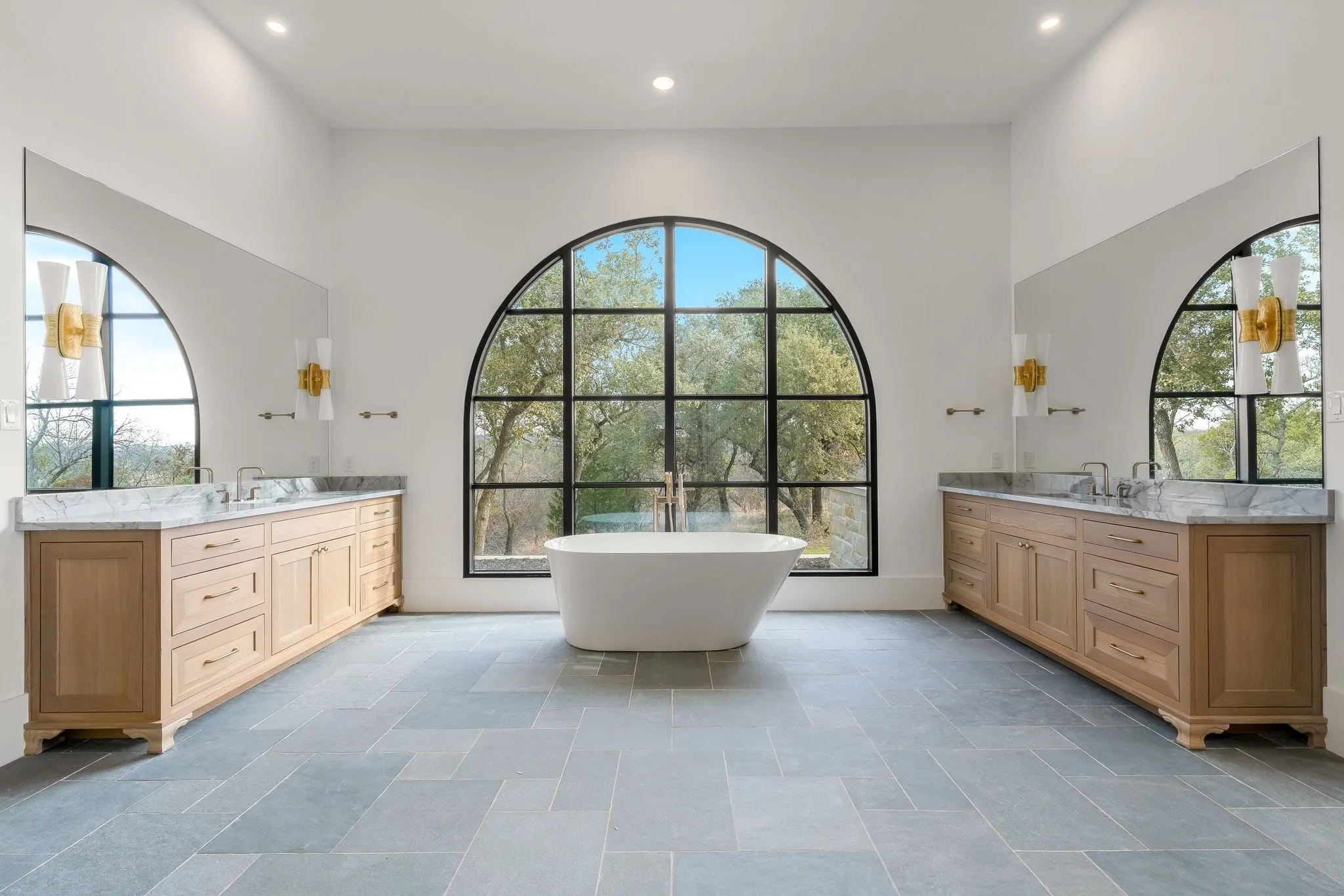 Single Family Residence For Sale in Tarrant County , 10717 Arrowhead Point Drive, Fort Worth, Texas 76179, 5 Bedroom, 6 Bathroom, 3 Garage spaces, 6,863 Sqft, built in 2026, mls#21344939, Real Estate Agent in Fort Worth, Homes For Sale in Tarrant county, Homes For Sale in Fort Worth, Realtor in Fort Worth Texas, Real Estate Brokerage Independent Realty Texas, Luminita Cordes Realtor