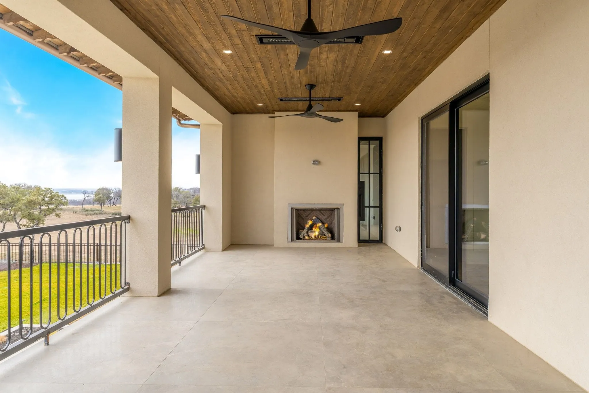 Single Family Residence For Sale in Tarrant County , 10717 Arrowhead Point Drive, Fort Worth, Texas 76179, 5 Bedroom, 6 Bathroom, 3 Garage spaces, 6,863 Sqft, built in 2026, mls#21344939, Real Estate Agent in Fort Worth, Homes For Sale in Tarrant county, Homes For Sale in Fort Worth, Realtor in Fort Worth Texas, Real Estate Brokerage Independent Realty Texas, Luminita Cordes Realtor