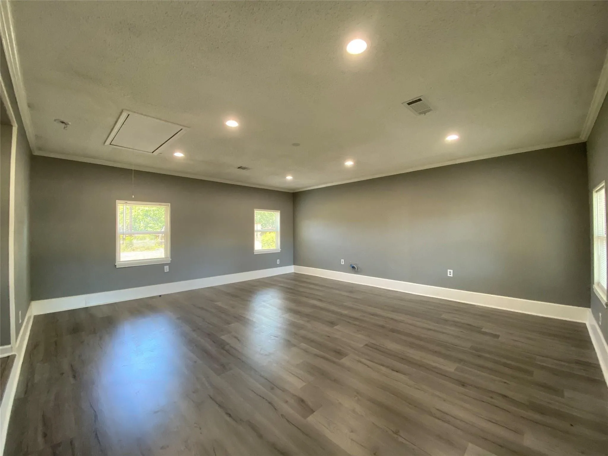 Single Family Residence For Rent in Dallas County , 2813 Arcady Drive, Garland, Texas 75041, 3 Bedroom, 2 Bathroom, Garage spaces, 1,500 Sqft, built in 1960, mls#21344943, Real Estate Agent in Garland, Homes For Rent in Dallas county, Homes For Rent in Garland, Realtor in Garland Texas, Real Estate Brokerage Independent Realty Texas, Luminita Cordes Realtor