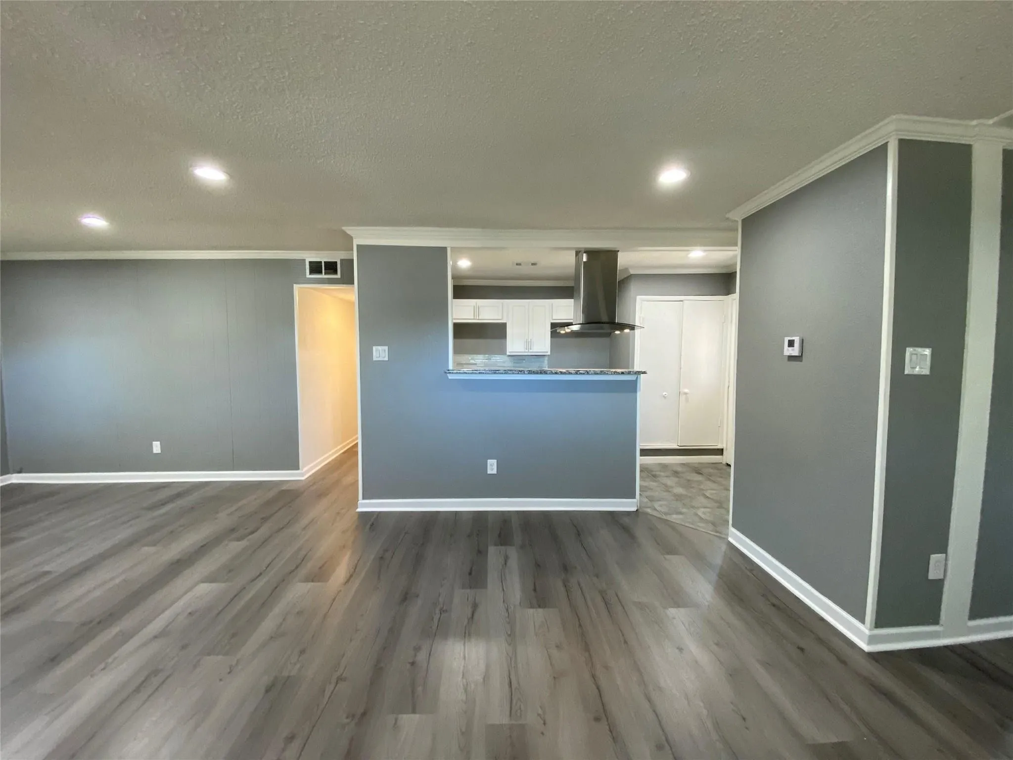 Single Family Residence For Rent in Dallas County , 2813 Arcady Drive, Garland, Texas 75041, 3 Bedroom, 2 Bathroom, Garage spaces, 1,500 Sqft, built in 1960, mls#21344943, Real Estate Agent in Garland, Homes For Rent in Dallas county, Homes For Rent in Garland, Realtor in Garland Texas, Real Estate Brokerage Independent Realty Texas, Luminita Cordes Realtor