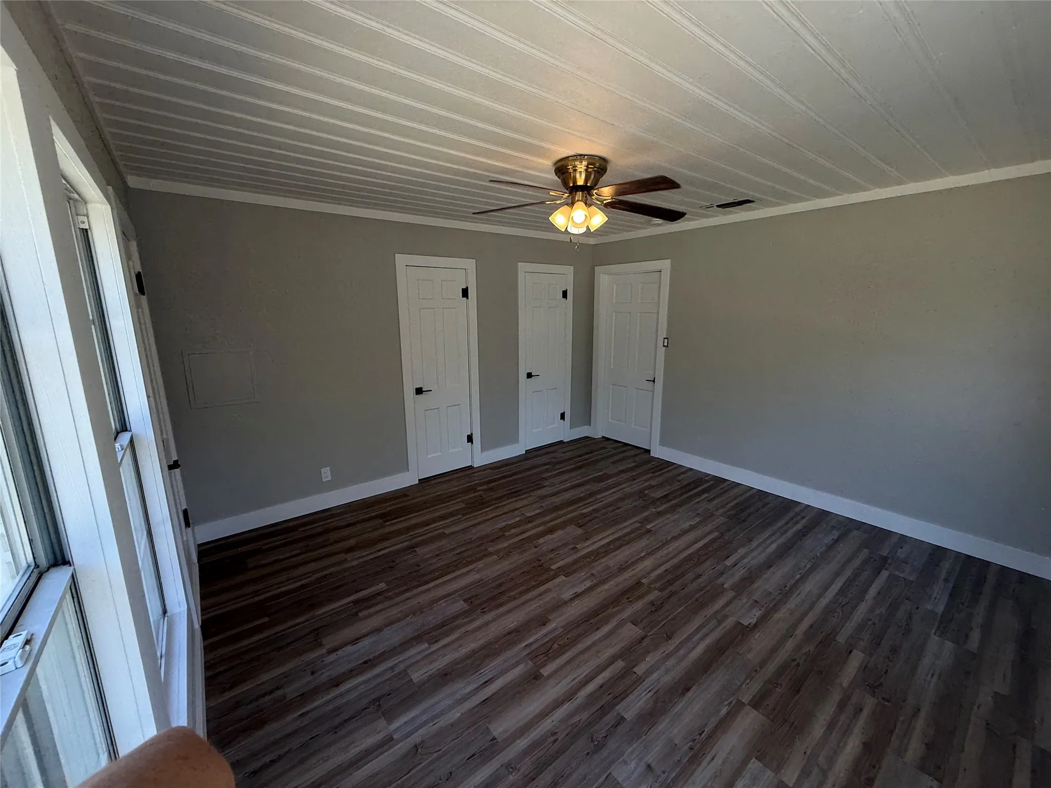 Single Family Residence For Sale in Brown County , 2700 Elizabeth Drive, Brownwood, Texas 76801, 3 Bedroom, 2 Bathroom, 1 Garage spaces, 1,461 Sqft, built in 1945, mls#21344903, Real Estate Agent in Brownwood, Homes For Sale in Brown county, Homes For Sale in Brownwood, Realtor in Brownwood Texas, Real Estate Brokerage Independent Realty Texas, Luminita Cordes Realtor