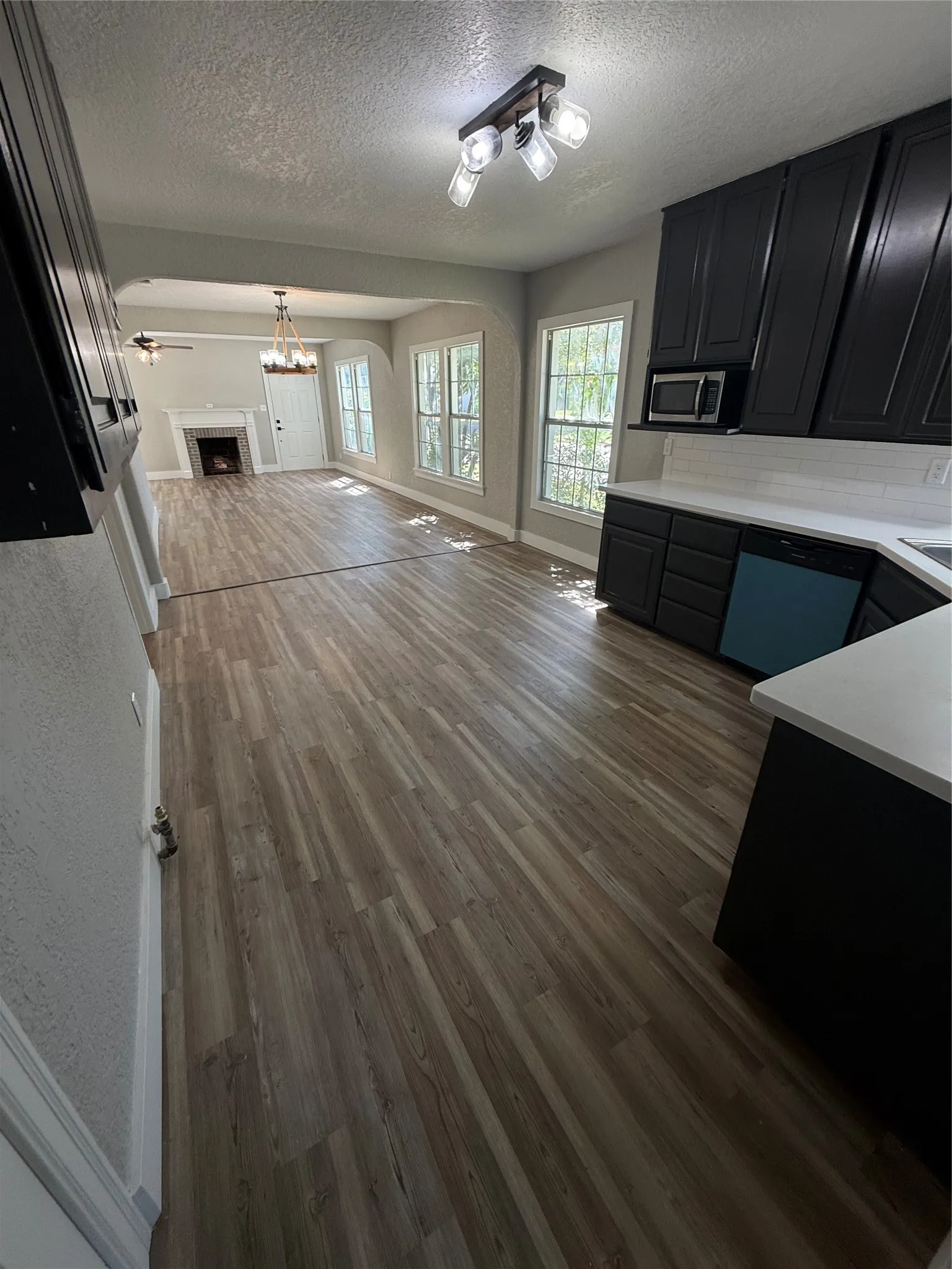 Single Family Residence For Sale in Brown County , 2700 Elizabeth Drive, Brownwood, Texas 76801, 3 Bedroom, 2 Bathroom, 1 Garage spaces, 1,461 Sqft, built in 1945, mls#21344903, Real Estate Agent in Brownwood, Homes For Sale in Brown county, Homes For Sale in Brownwood, Realtor in Brownwood Texas, Real Estate Brokerage Independent Realty Texas, Luminita Cordes Realtor