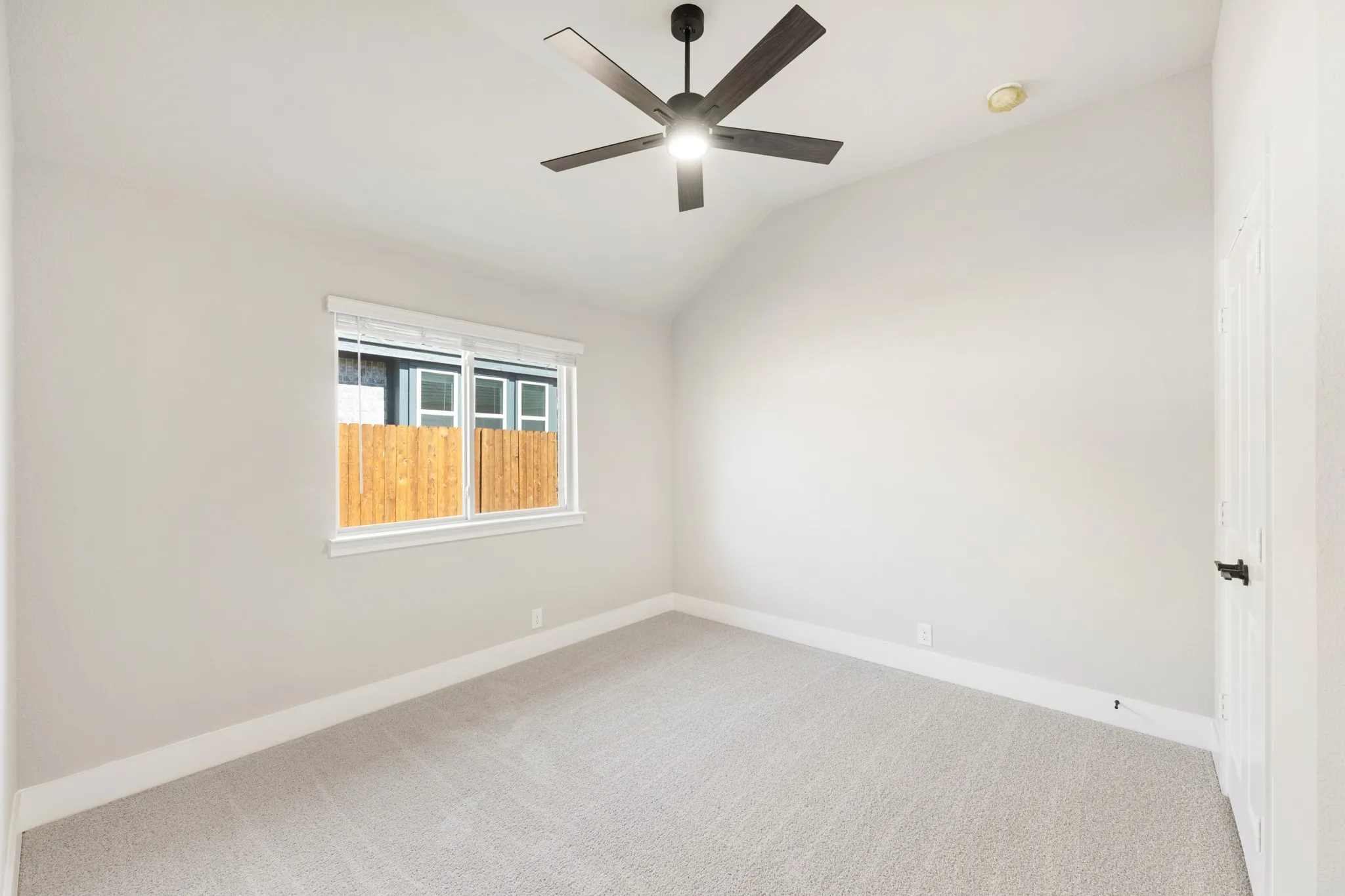 Single Family Residence For Sale in Johnson County , 917 Hickory Chase Drive, Godley, Texas 76044, 4 Bedroom, 3 Bathroom, 2 Garage spaces, 2,103 Sqft, built in 2026, mls#21344955, Real Estate Agent in Godley, Homes For Sale in Johnson county, Homes For Sale in Godley, Realtor in Godley Texas, Real Estate Brokerage Independent Realty Texas, Luminita Cordes Realtor