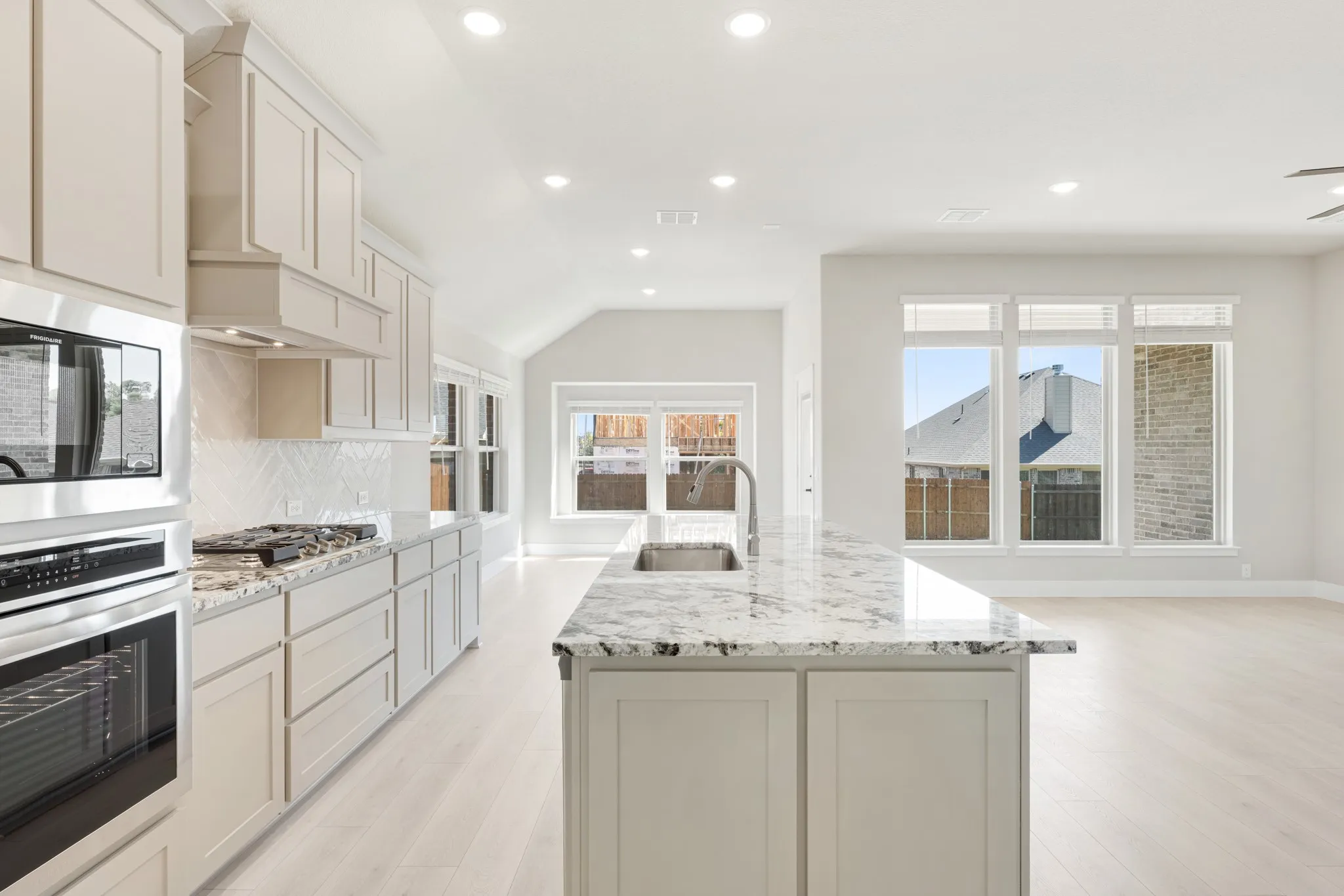 Single Family Residence For Sale in Johnson County , 917 Hickory Chase Drive, Godley, Texas 76044, 4 Bedroom, 3 Bathroom, 2 Garage spaces, 2,103 Sqft, built in 2026, mls#21344955, Real Estate Agent in Godley, Homes For Sale in Johnson county, Homes For Sale in Godley, Realtor in Godley Texas, Real Estate Brokerage Independent Realty Texas, Luminita Cordes Realtor