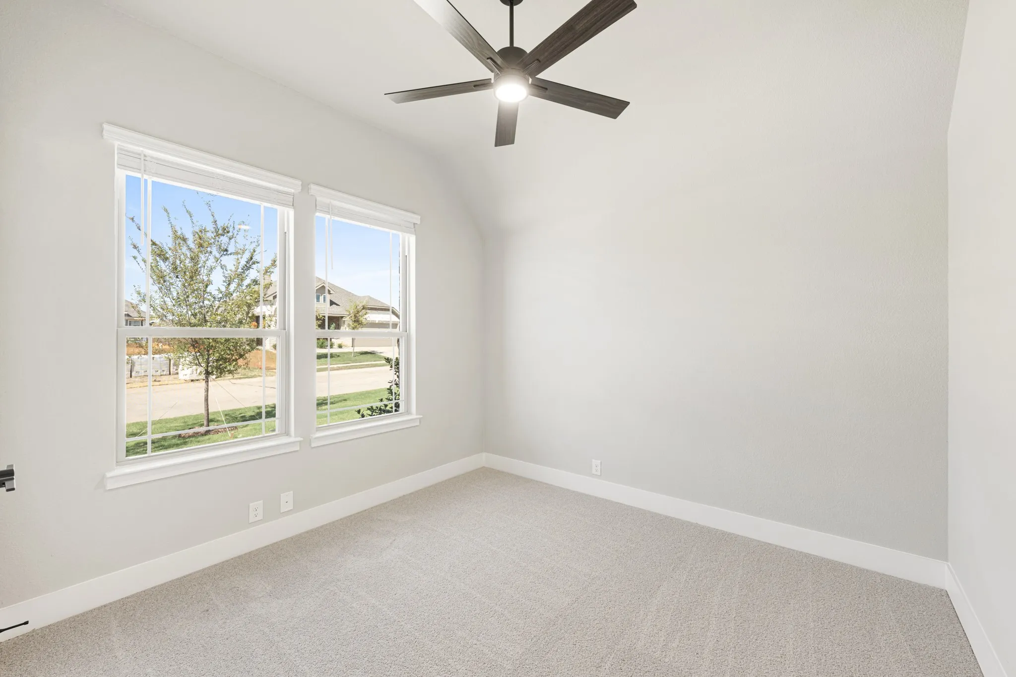 Single Family Residence For Sale in Johnson County , 917 Hickory Chase Drive, Godley, Texas 76044, 4 Bedroom, 3 Bathroom, 2 Garage spaces, 2,103 Sqft, built in 2026, mls#21344955, Real Estate Agent in Godley, Homes For Sale in Johnson county, Homes For Sale in Godley, Realtor in Godley Texas, Real Estate Brokerage Independent Realty Texas, Luminita Cordes Realtor