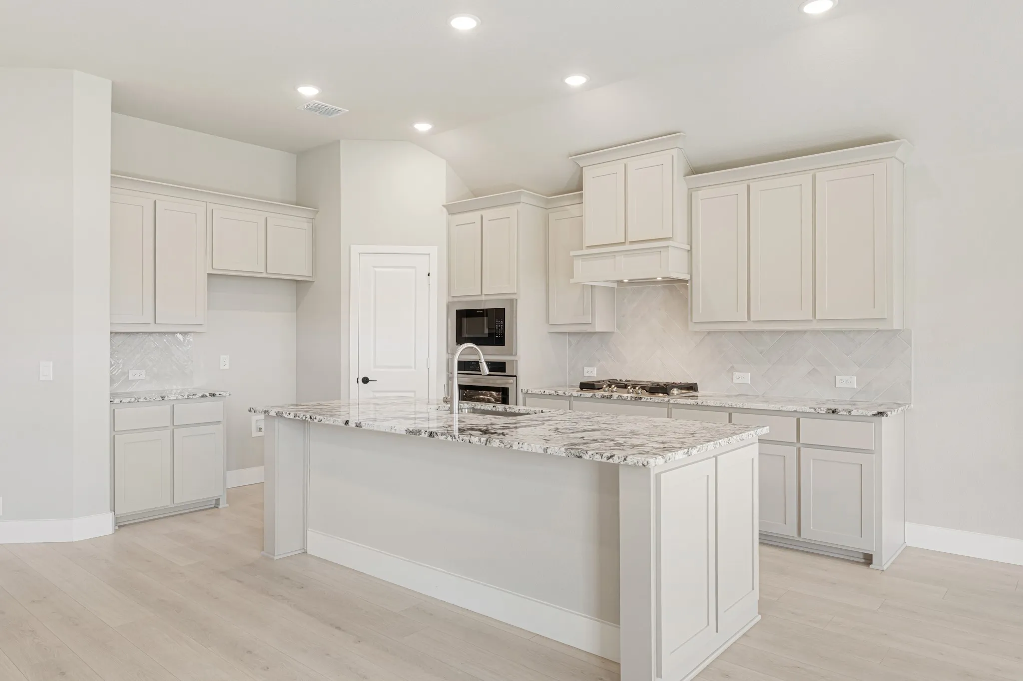 Single Family Residence For Sale in Johnson County , 917 Hickory Chase Drive, Godley, Texas 76044, 4 Bedroom, 3 Bathroom, 2 Garage spaces, 2,103 Sqft, built in 2026, mls#21344955, Real Estate Agent in Godley, Homes For Sale in Johnson county, Homes For Sale in Godley, Realtor in Godley Texas, Real Estate Brokerage Independent Realty Texas, Luminita Cordes Realtor