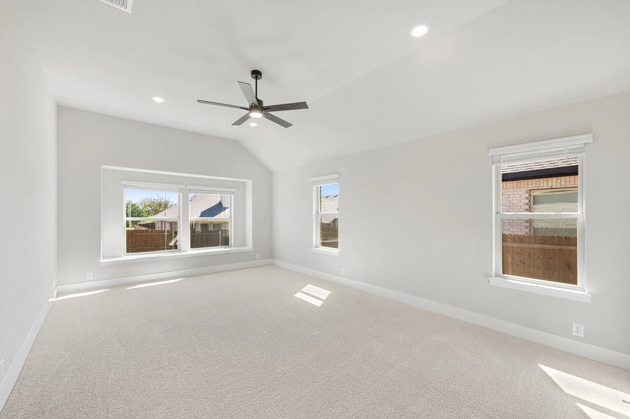 Single Family Residence For Sale in Johnson County , 917 Hickory Chase Drive, Godley, Texas 76044, 4 Bedroom, 3 Bathroom, 2 Garage spaces, 2,103 Sqft, built in 2026, mls#21344955, Real Estate Agent in Godley, Homes For Sale in Johnson county, Homes For Sale in Godley, Realtor in Godley Texas, Real Estate Brokerage Independent Realty Texas, Luminita Cordes Realtor