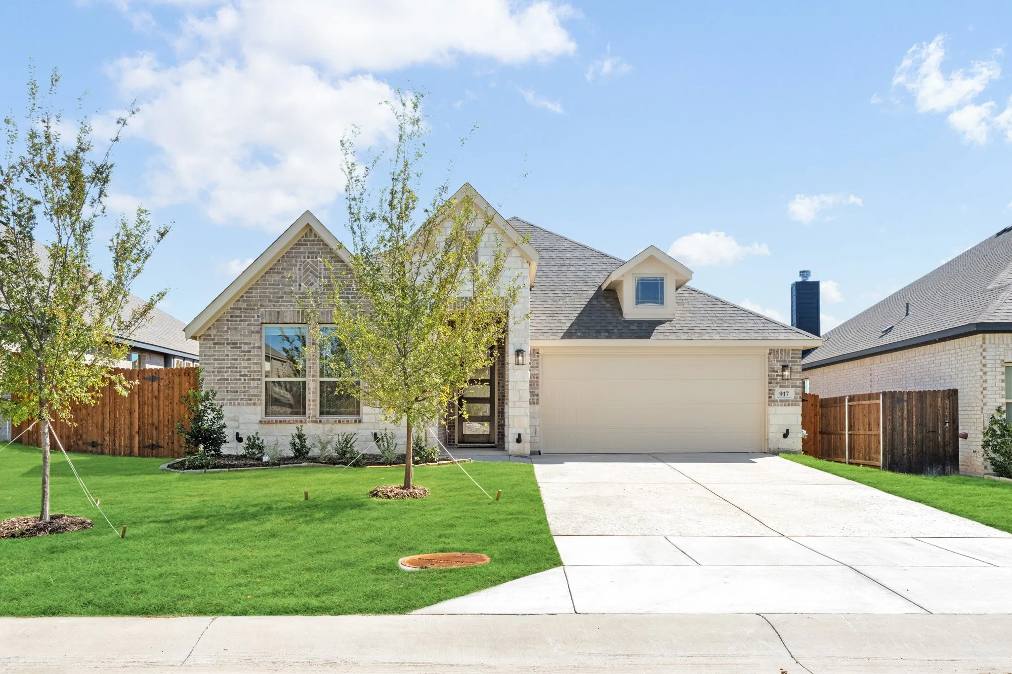 Single Family Residence For Sale in Johnson County , 917 Hickory Chase Drive, Godley, Texas 76044, 4 Bedroom, 3 Bathroom, 2 Garage spaces, 2,103 Sqft, built in 2026, mls#21344955, Real Estate Agent in Godley, Homes For Sale in Johnson county, Homes For Sale in Godley, Realtor in Godley Texas, Real Estate Brokerage Independent Realty Texas, Luminita Cordes Realtor